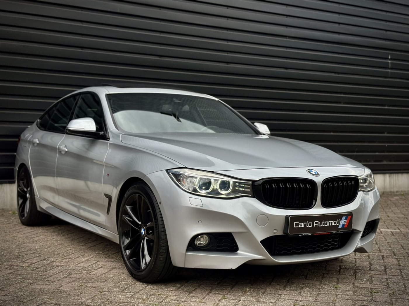 Foto van BMW 320i