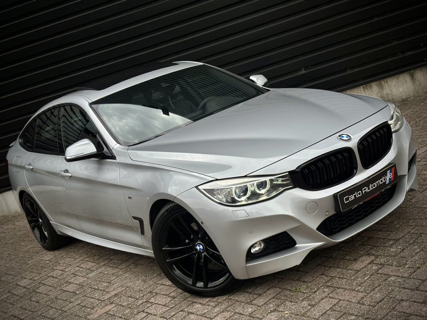 Foto van BMW 320i