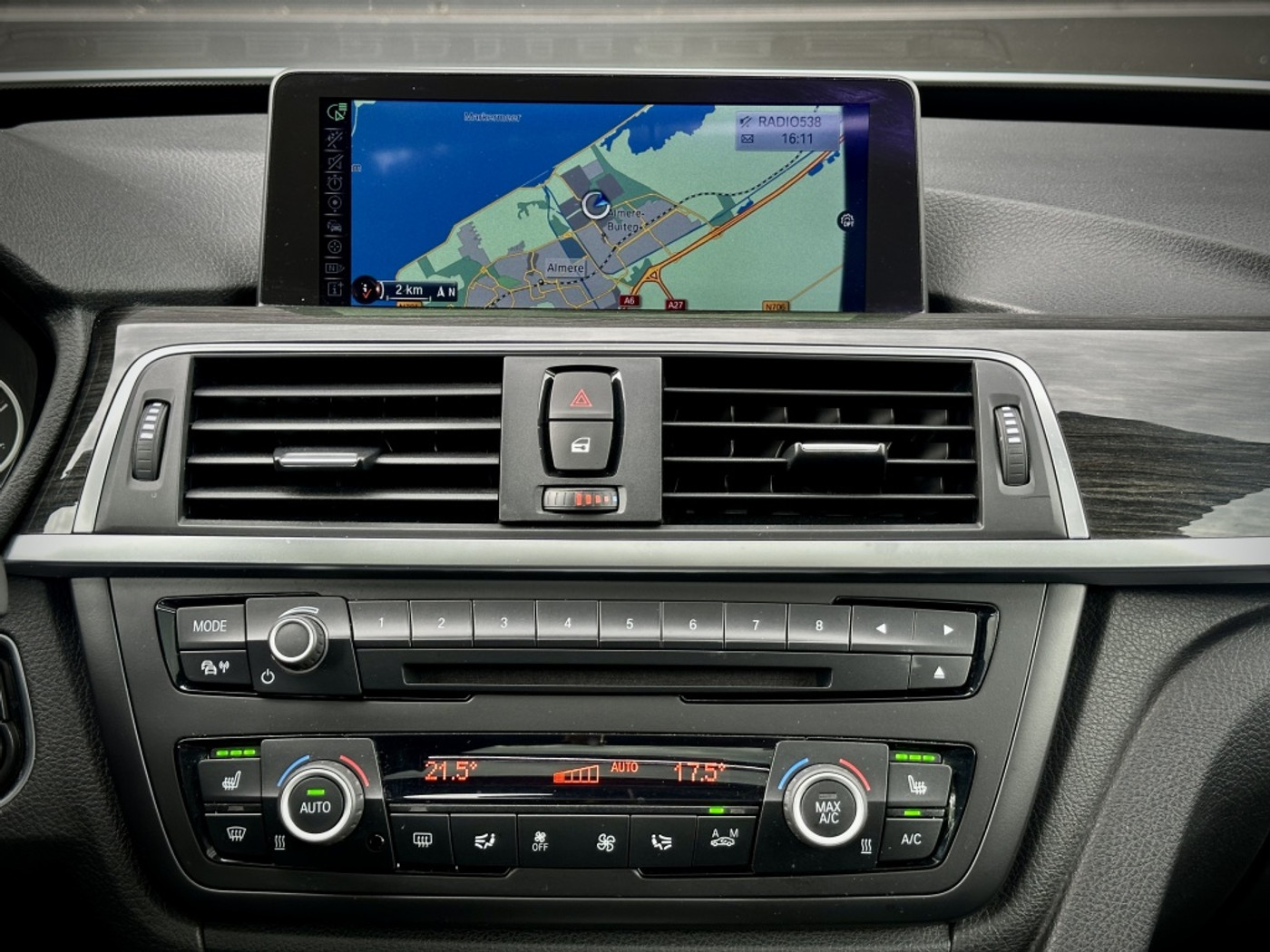 Foto van BMW 320i