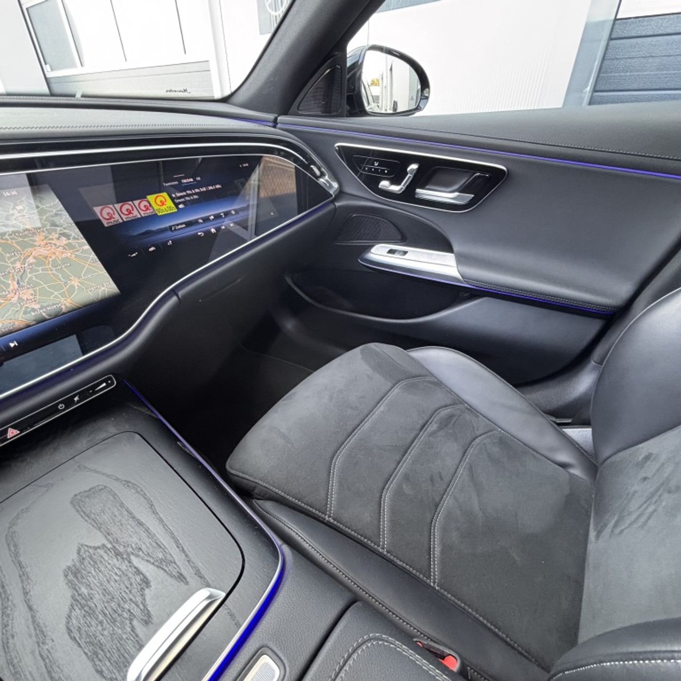 Foto van Mercedes-Benz E 300 E