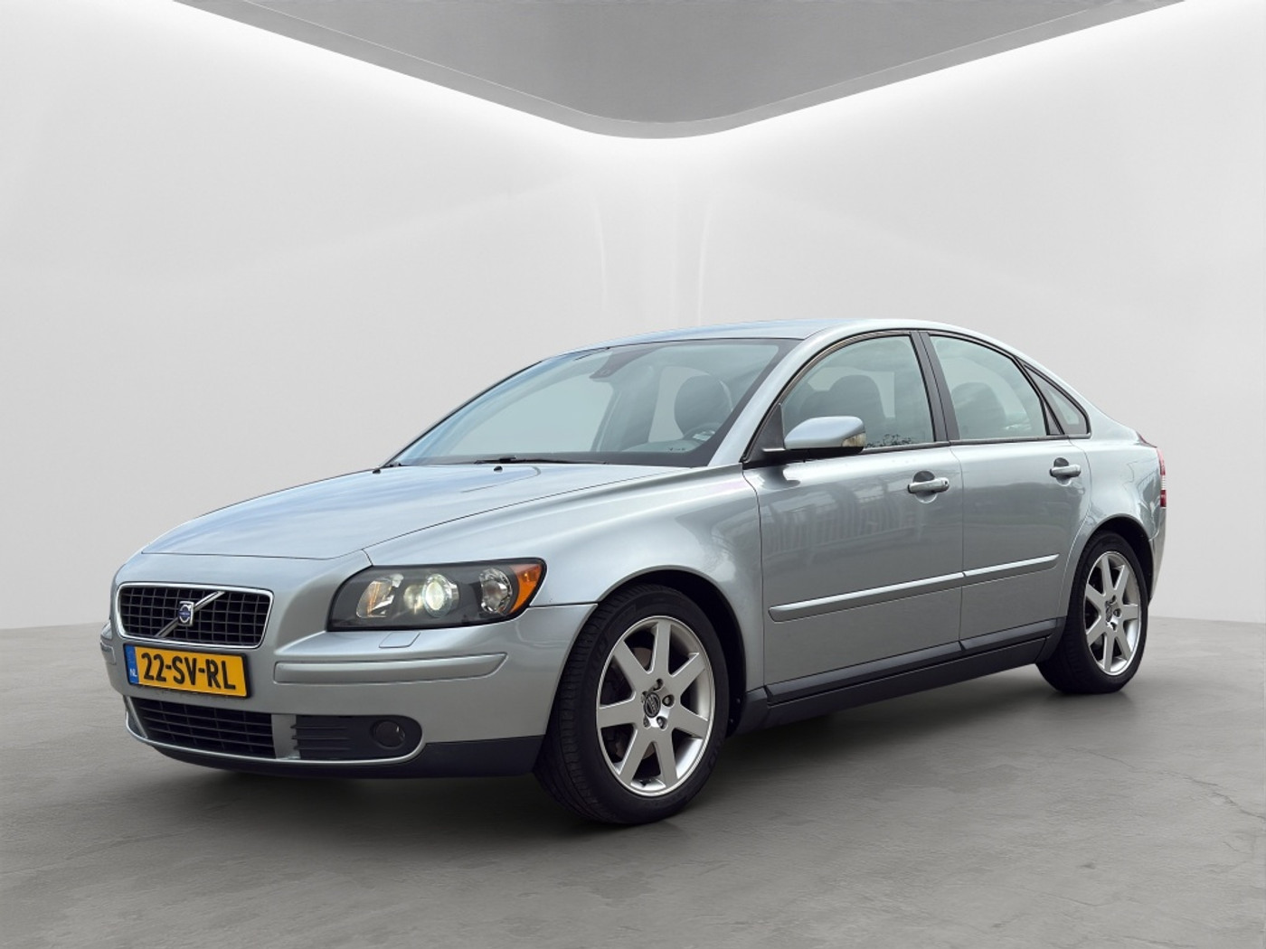 Volvo S40 2.5 T5 Summum 221 PK NAP Vol Dealer onderhouden Leder 2006 - voorkant