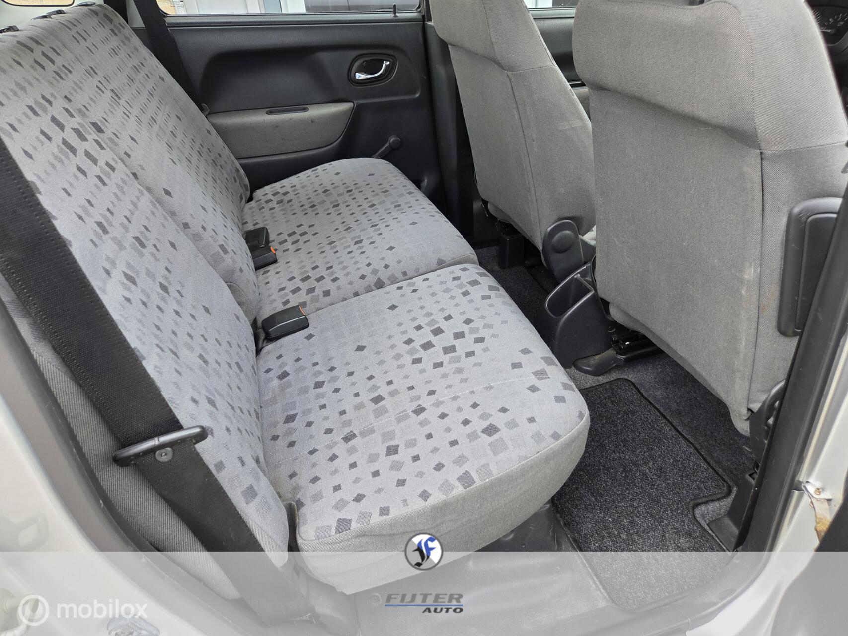 Foto van Opel Agila