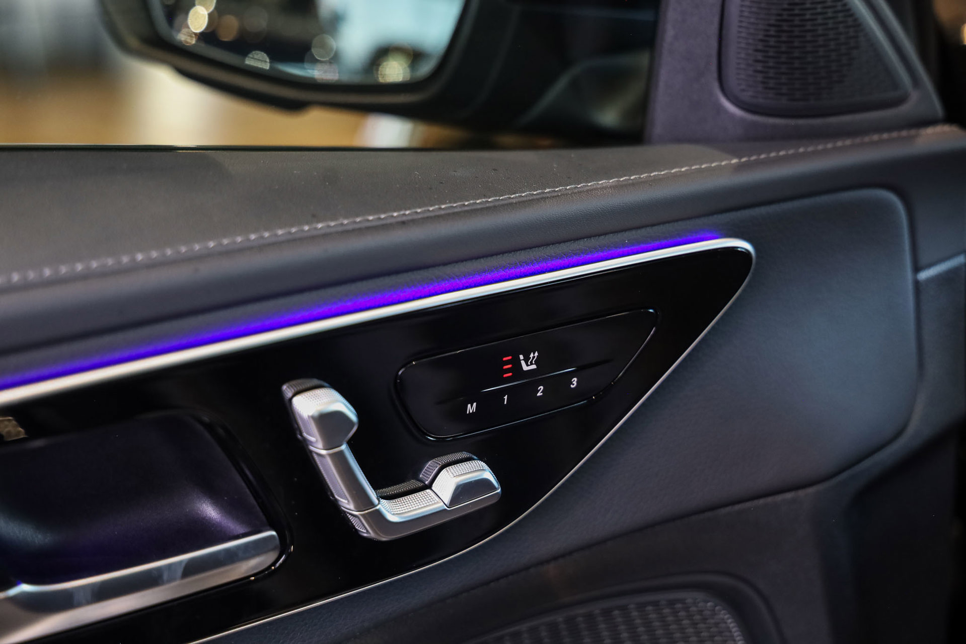 Foto van Mercedes-Benz C 300 E