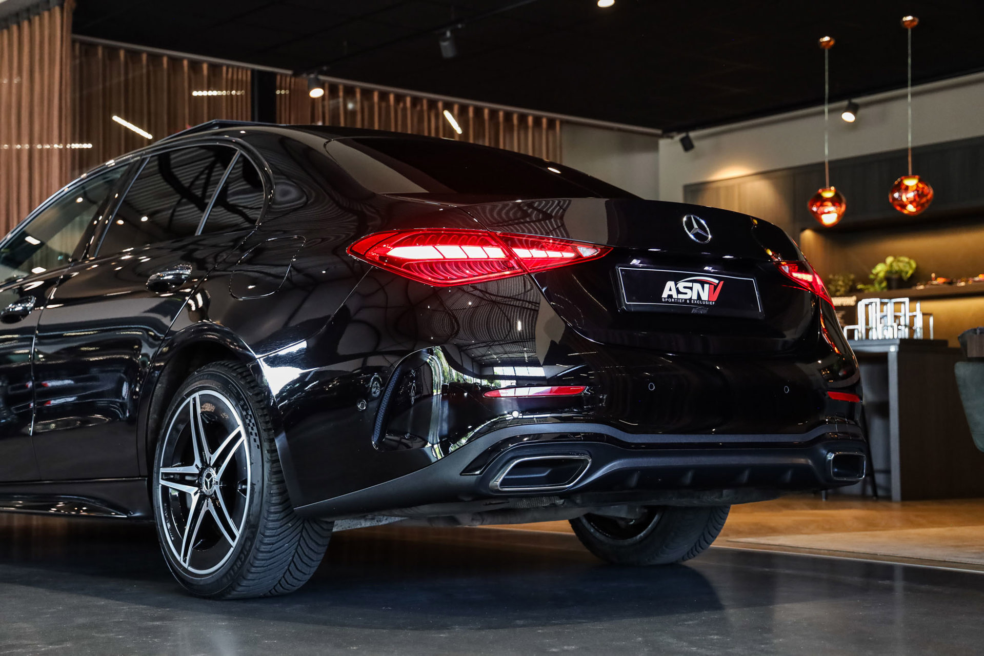 Foto van Mercedes-Benz C 300 E
