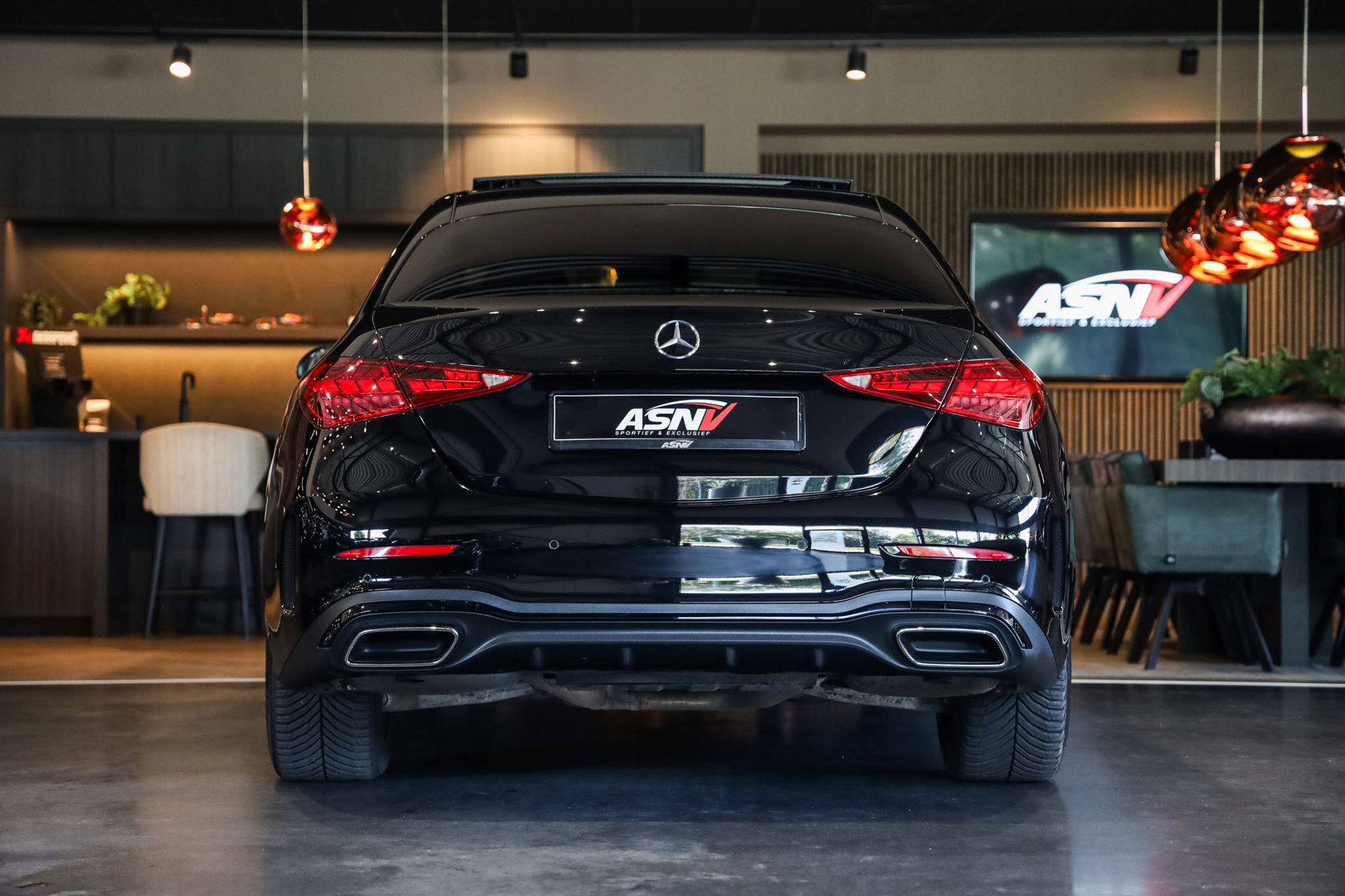 Foto van Mercedes-Benz C 300 E