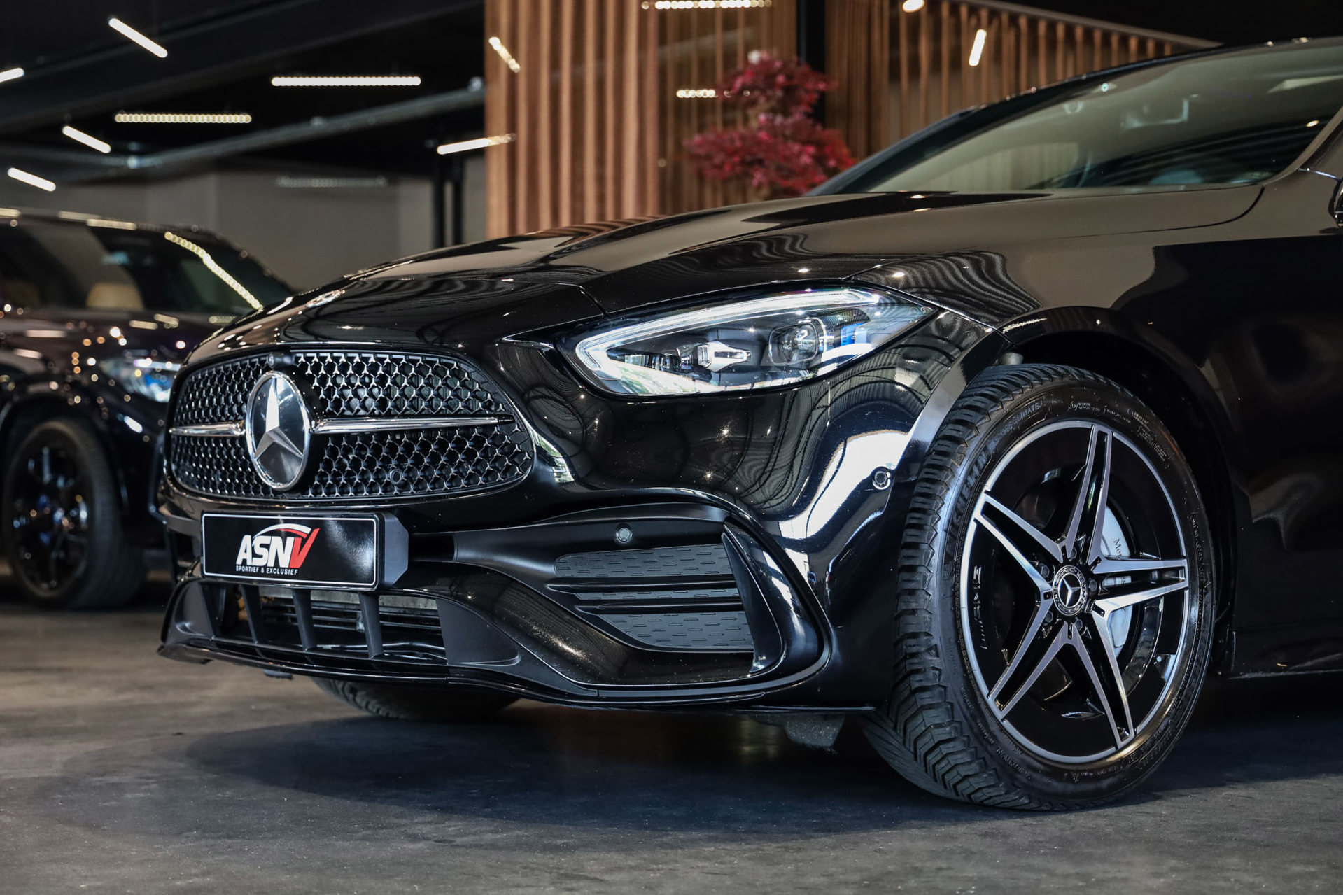 Foto van Mercedes-Benz C 300 E