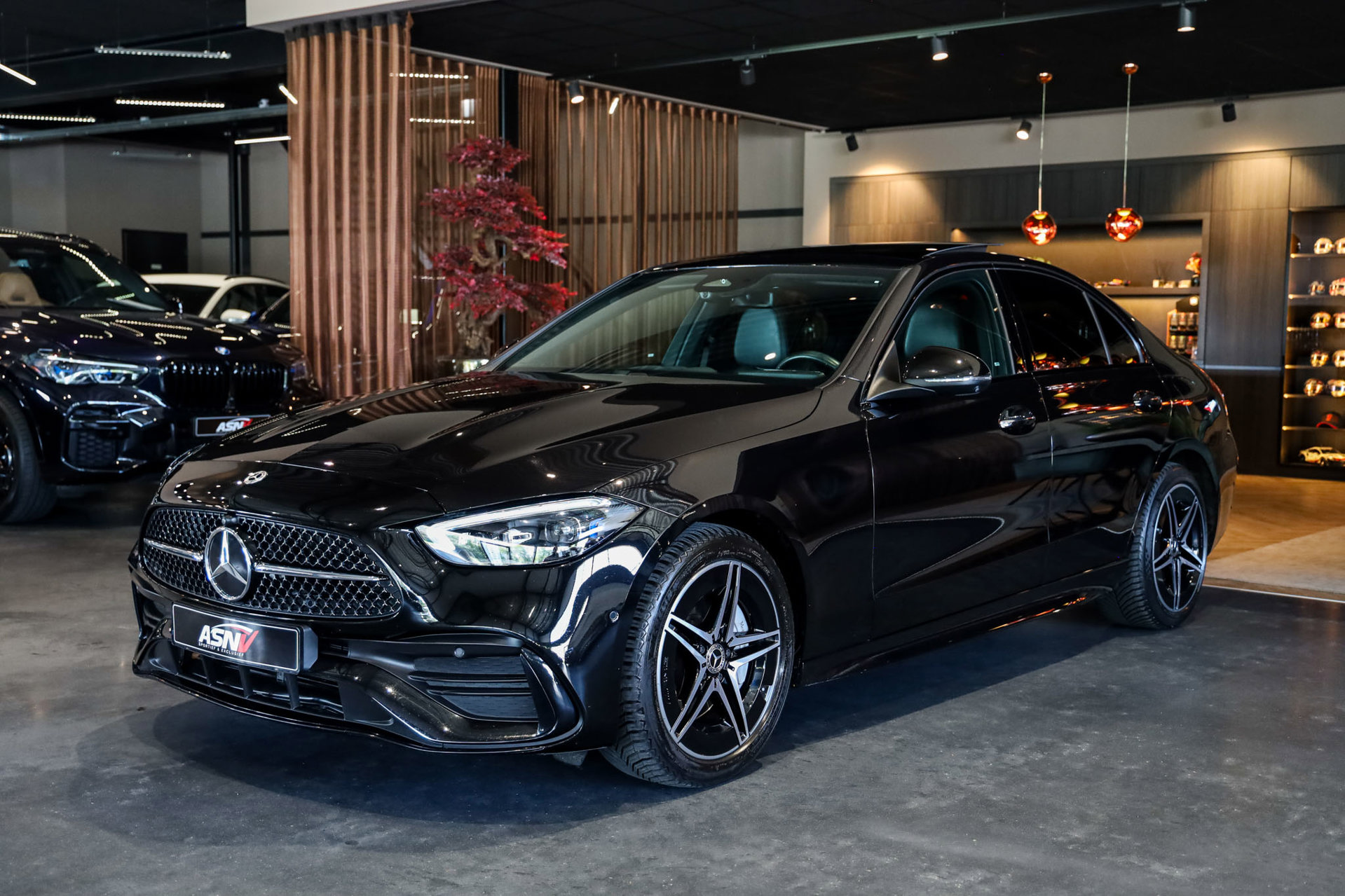 Foto van Mercedes-Benz C 300 E
