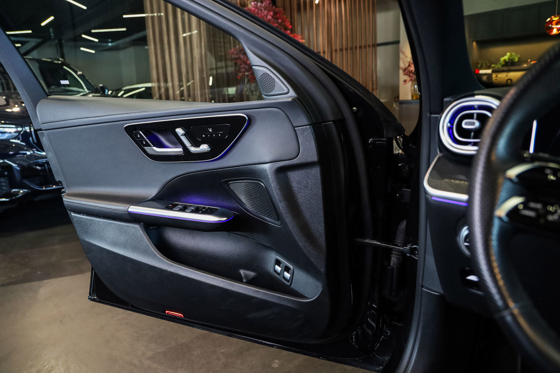 Foto van Mercedes-Benz C 300 E