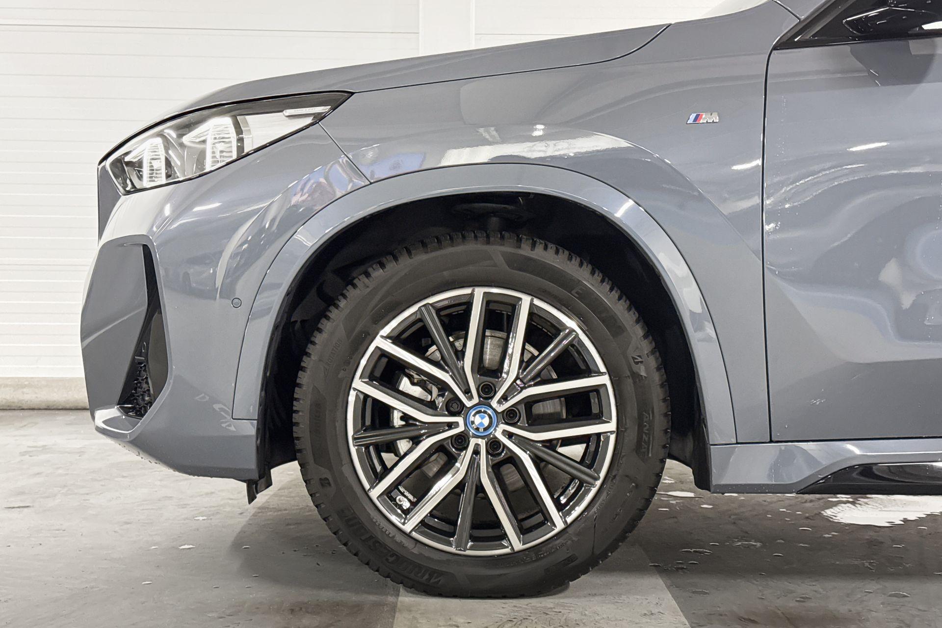 Foto van BMW Ix1 Edrive20