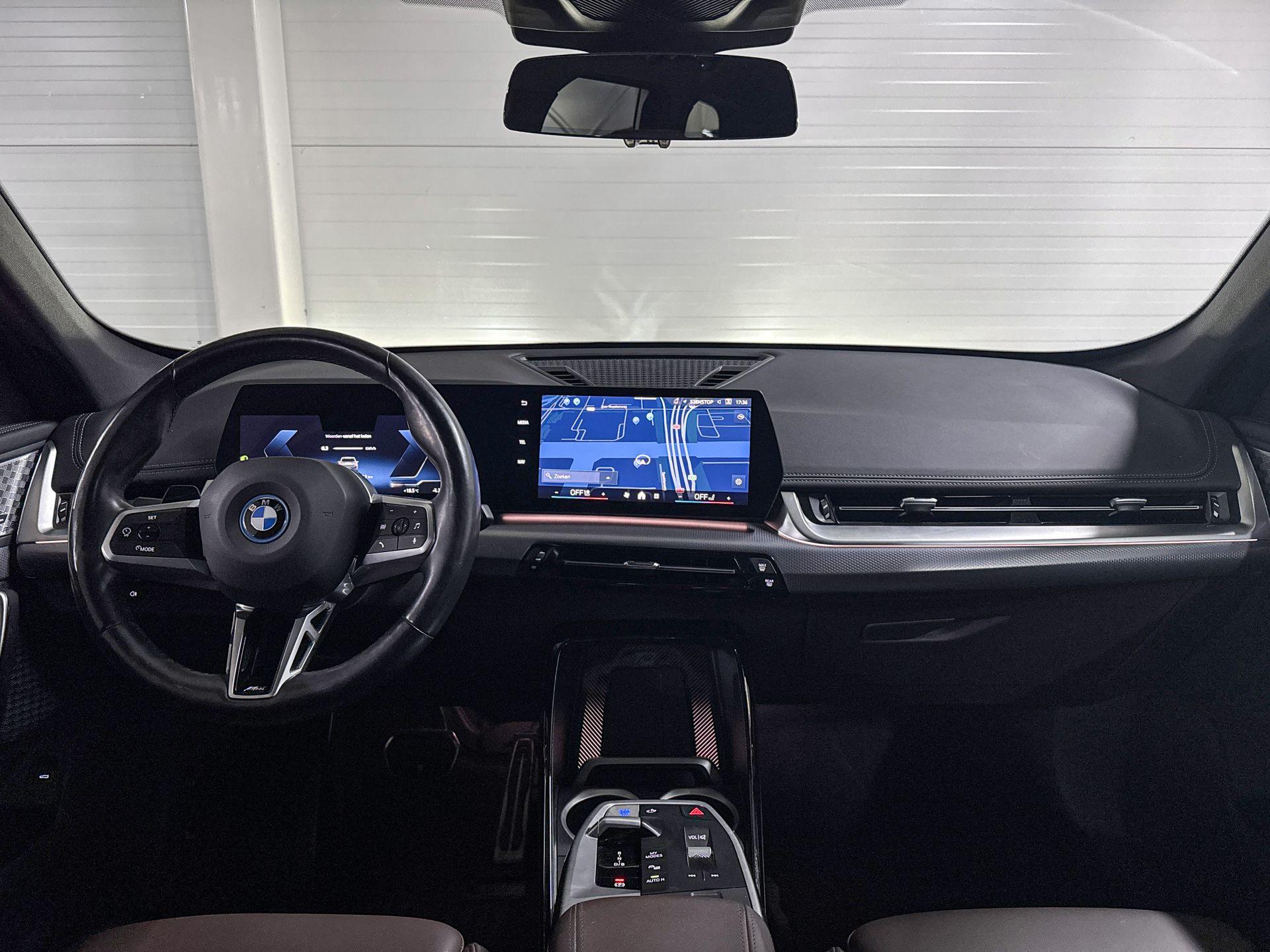 Foto van BMW Ix1 Edrive20