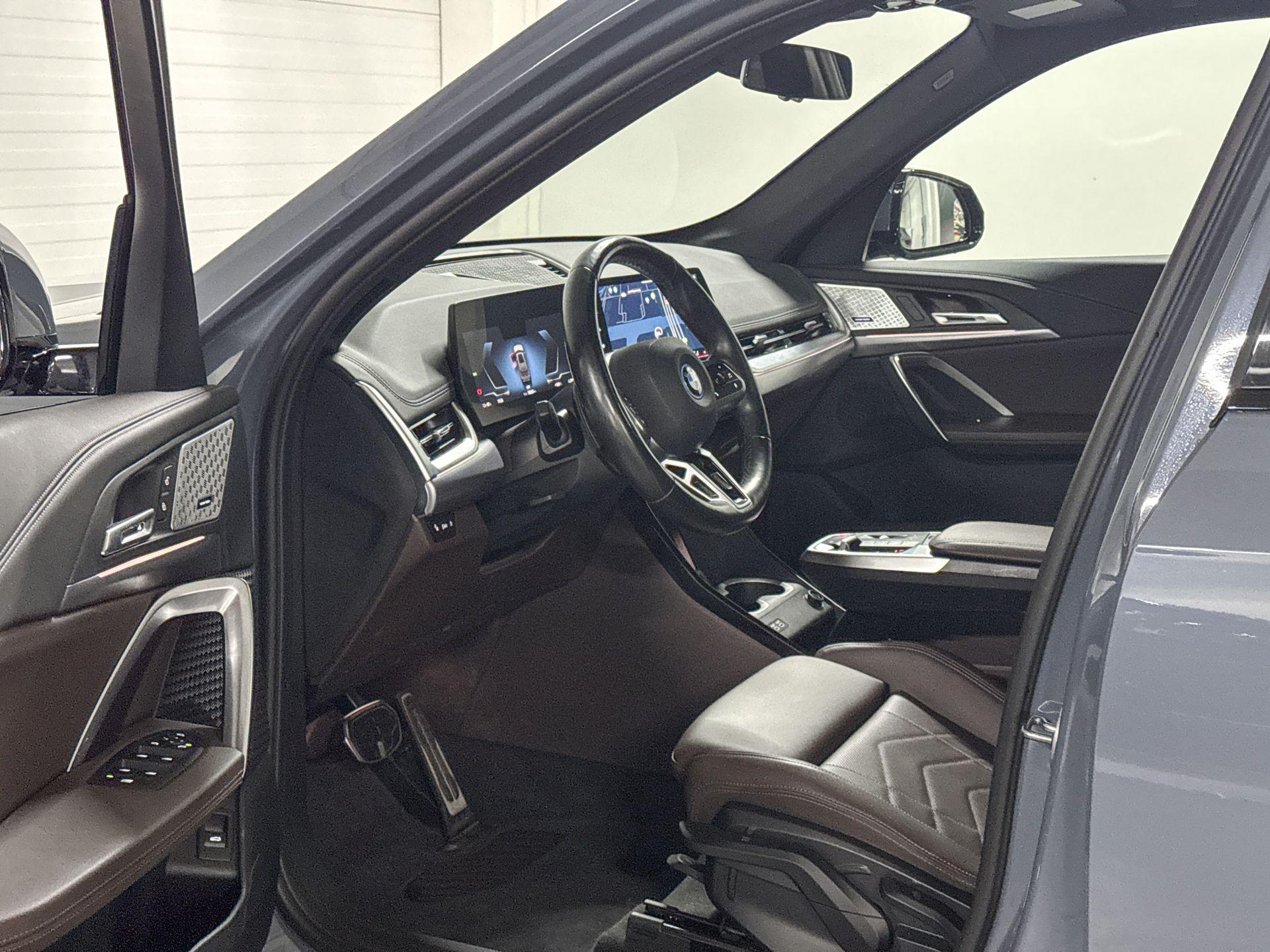 Foto van BMW Ix1 Edrive20