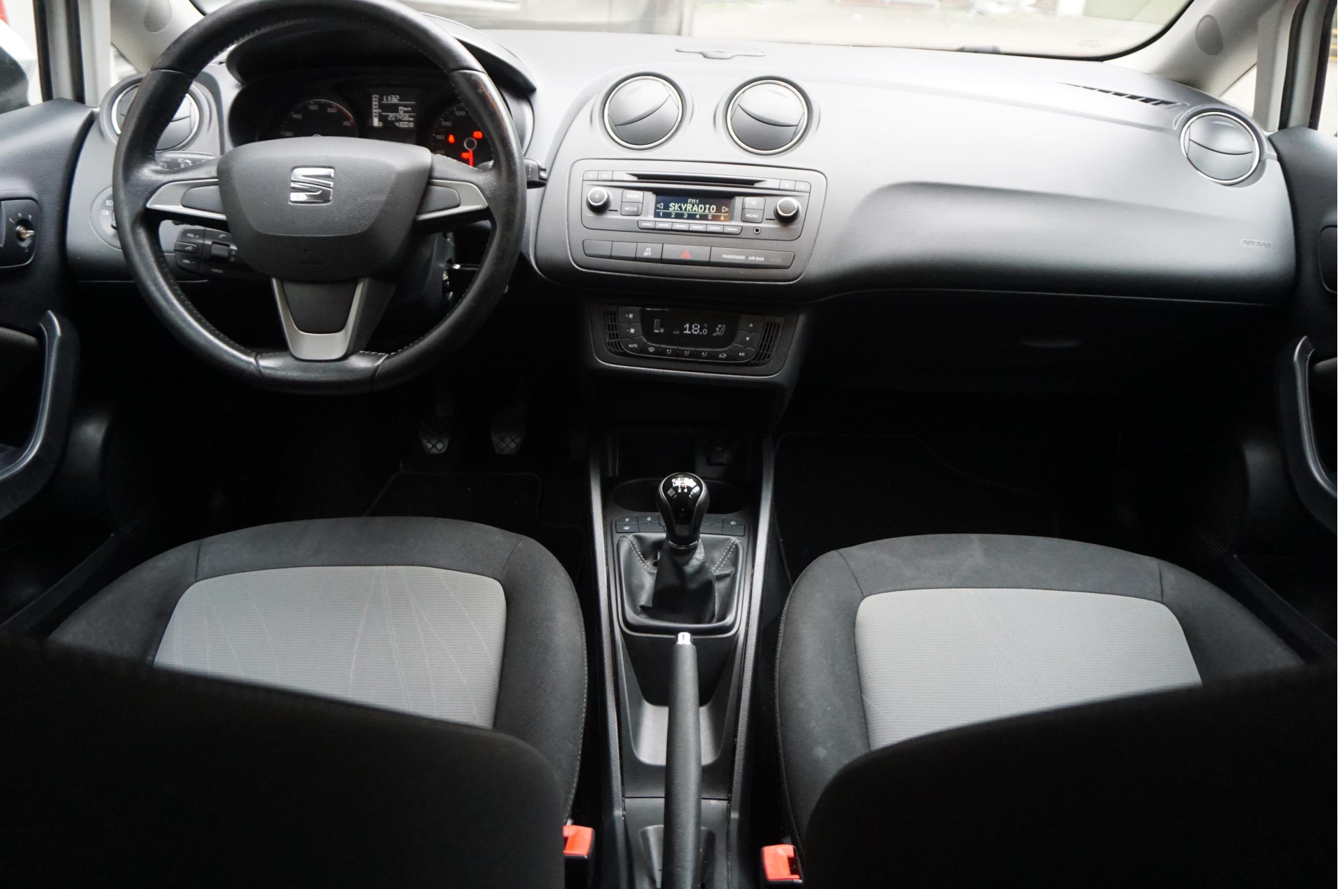 Foto van Seat Ibiza ST