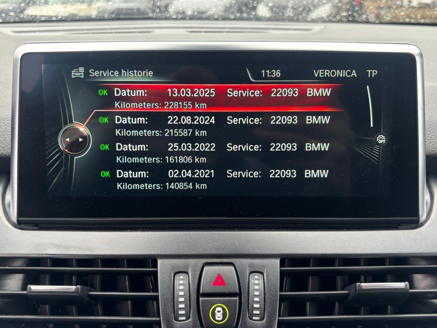 Foto van BMW 218d Active Tourer