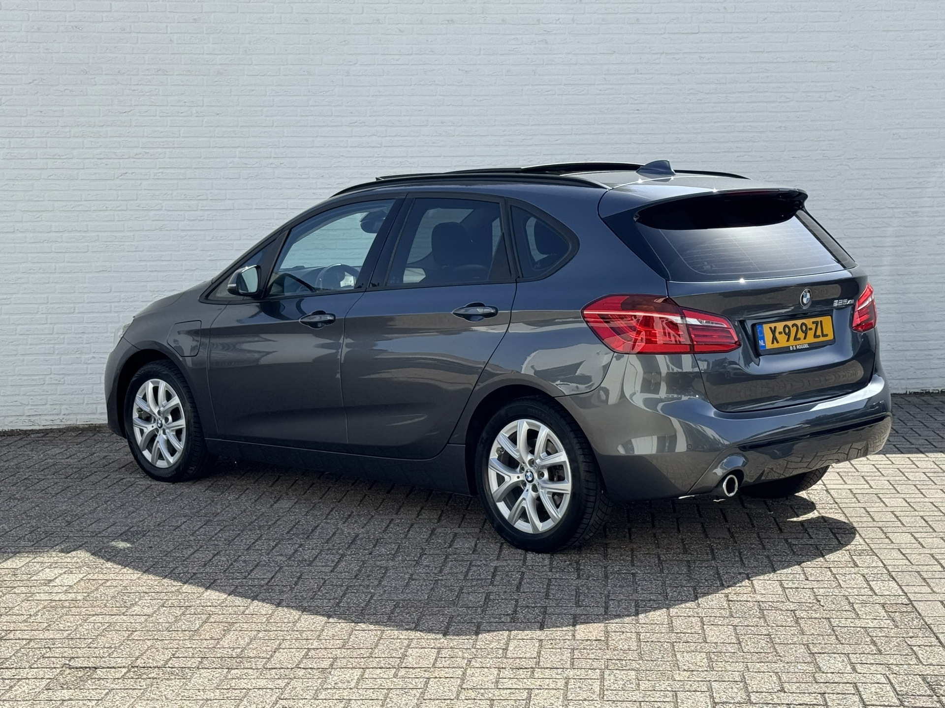 Foto van BMW 225xe Iperformance