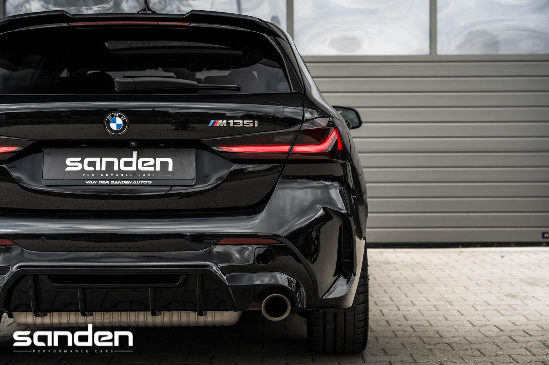 Foto van BMW M135i xDrive