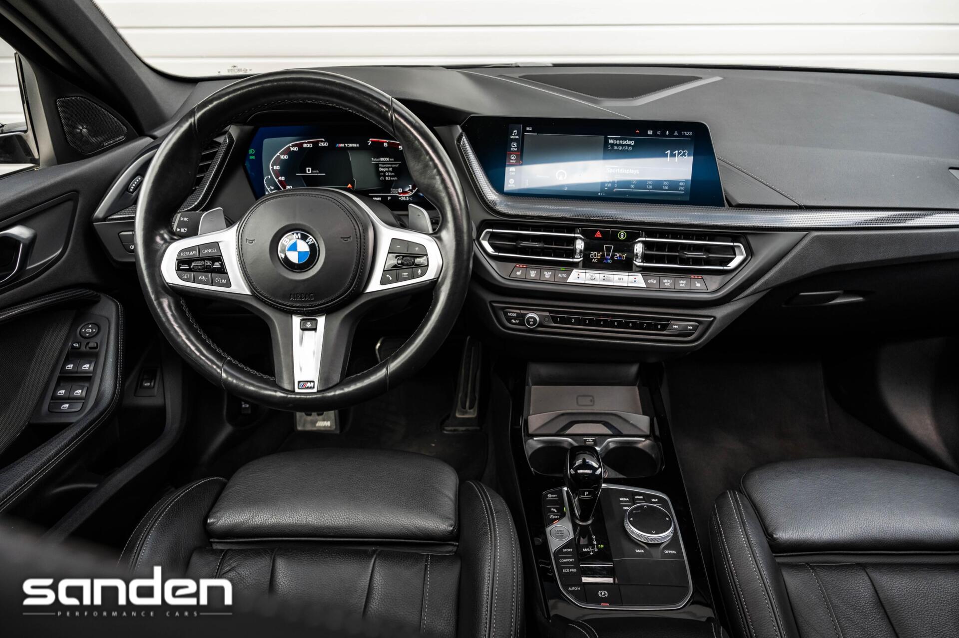 Foto van BMW M135i xDrive