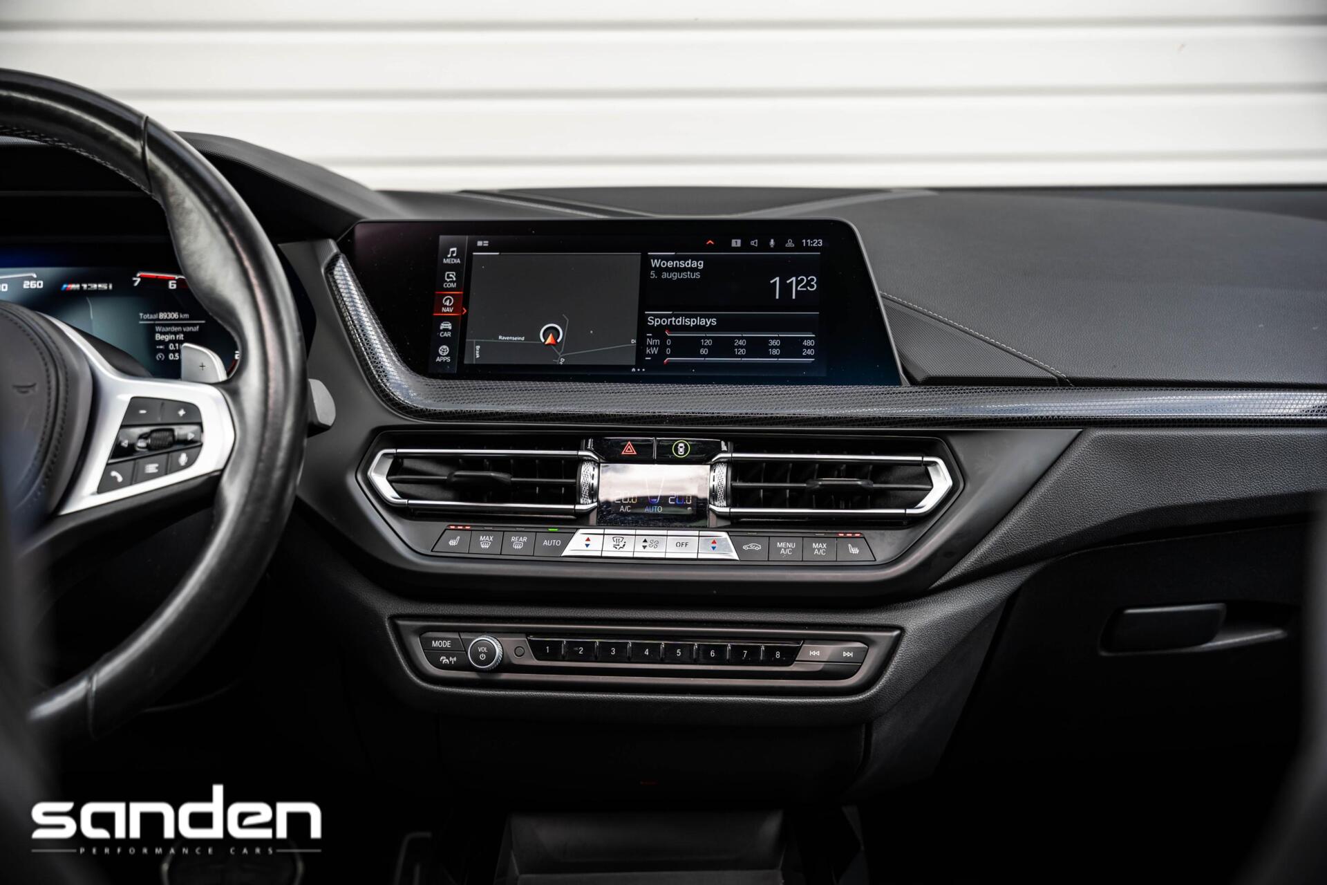 Foto van BMW M135i xDrive