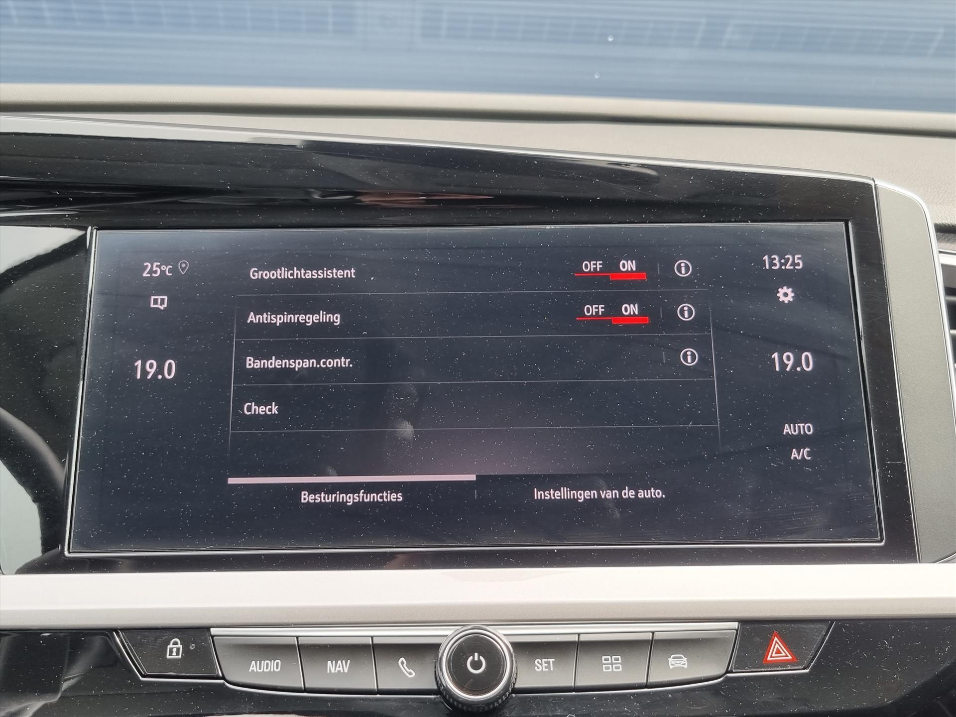Foto van Opel Grandland