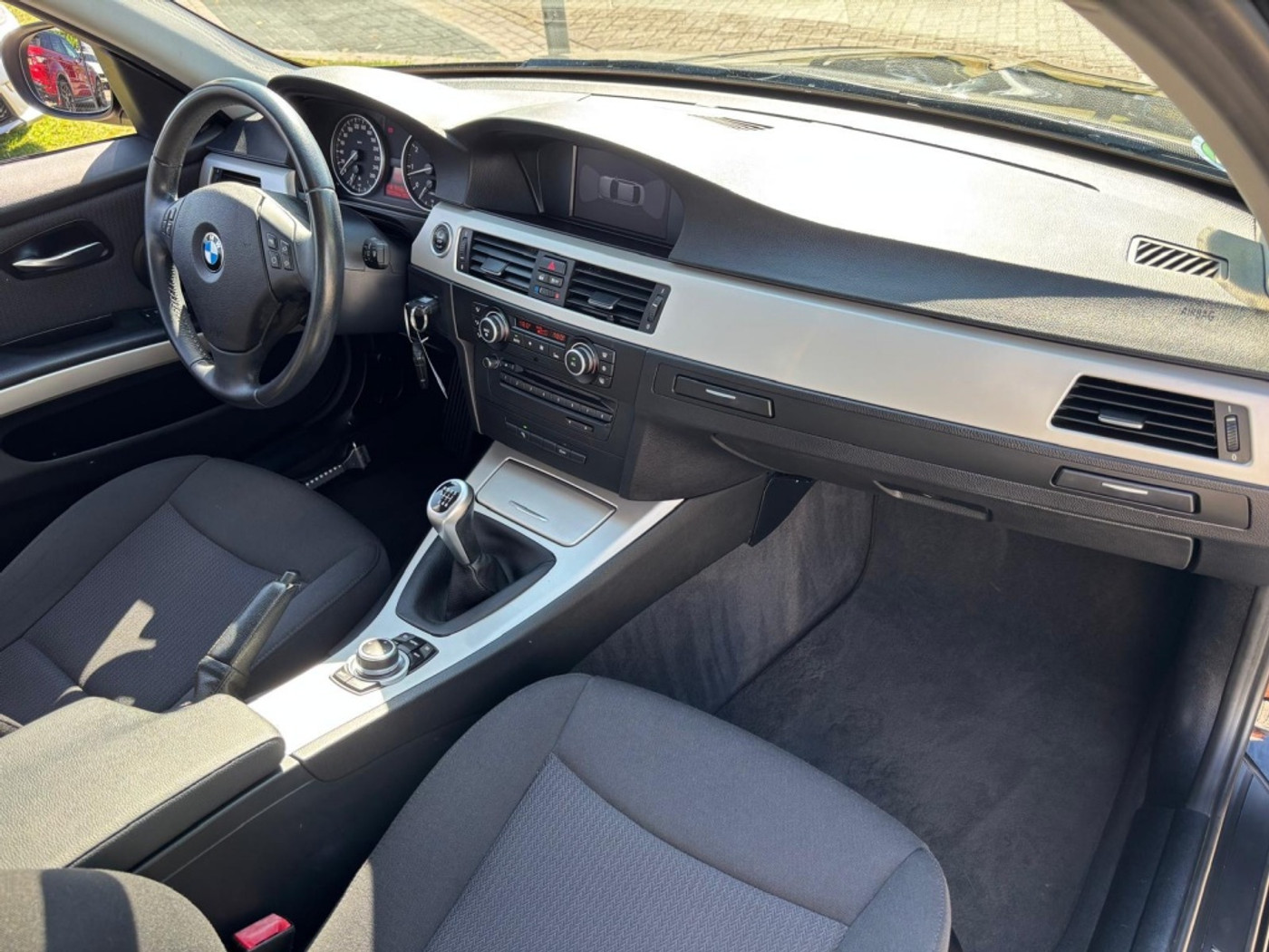 Foto van BMW 318i