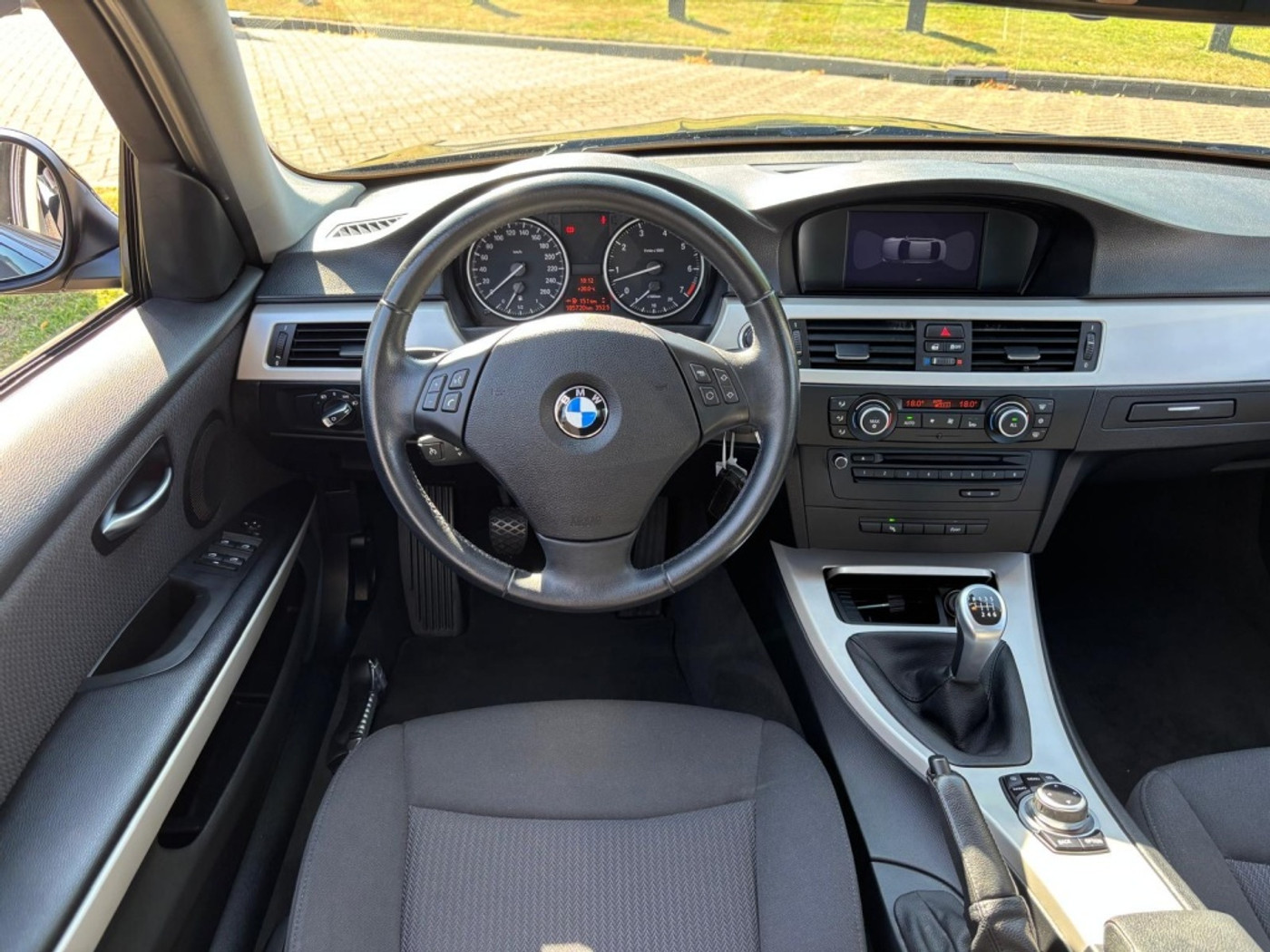 Foto van BMW 318i