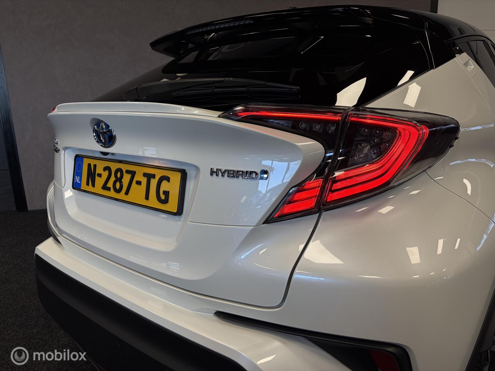 Foto van Toyota Toyota C-hr