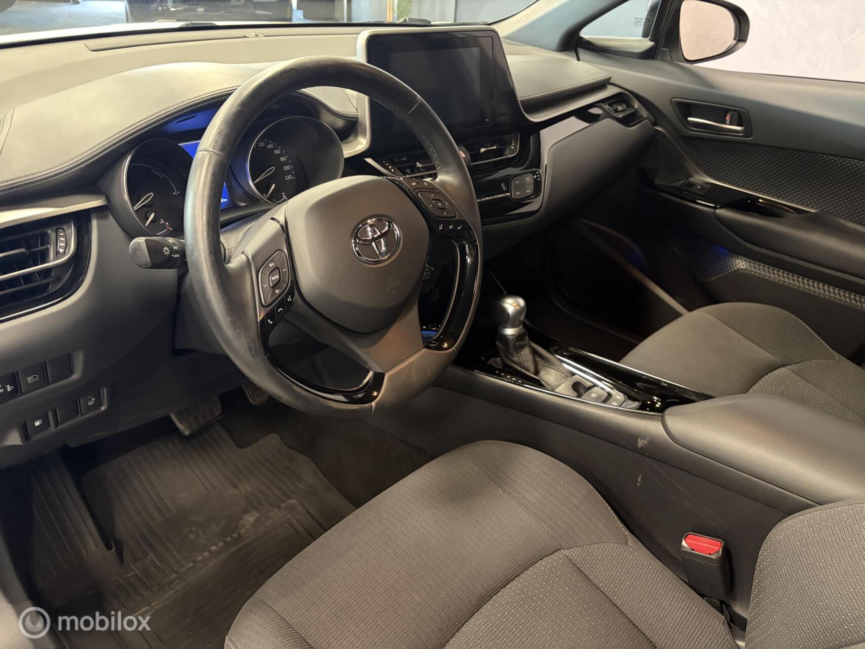 Foto van Toyota Toyota C-hr