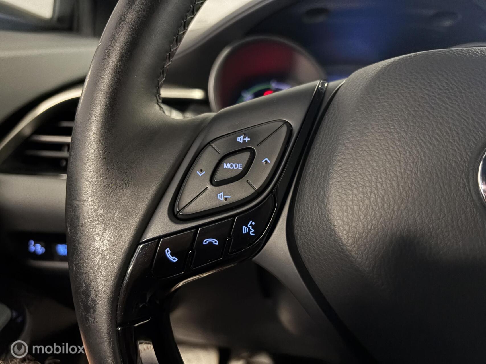 Foto van Toyota Toyota C-hr
