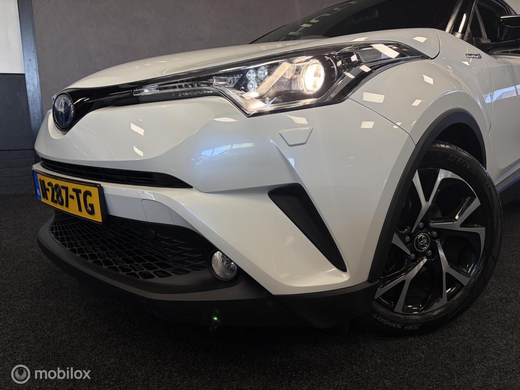 Foto van Toyota Toyota C-hr