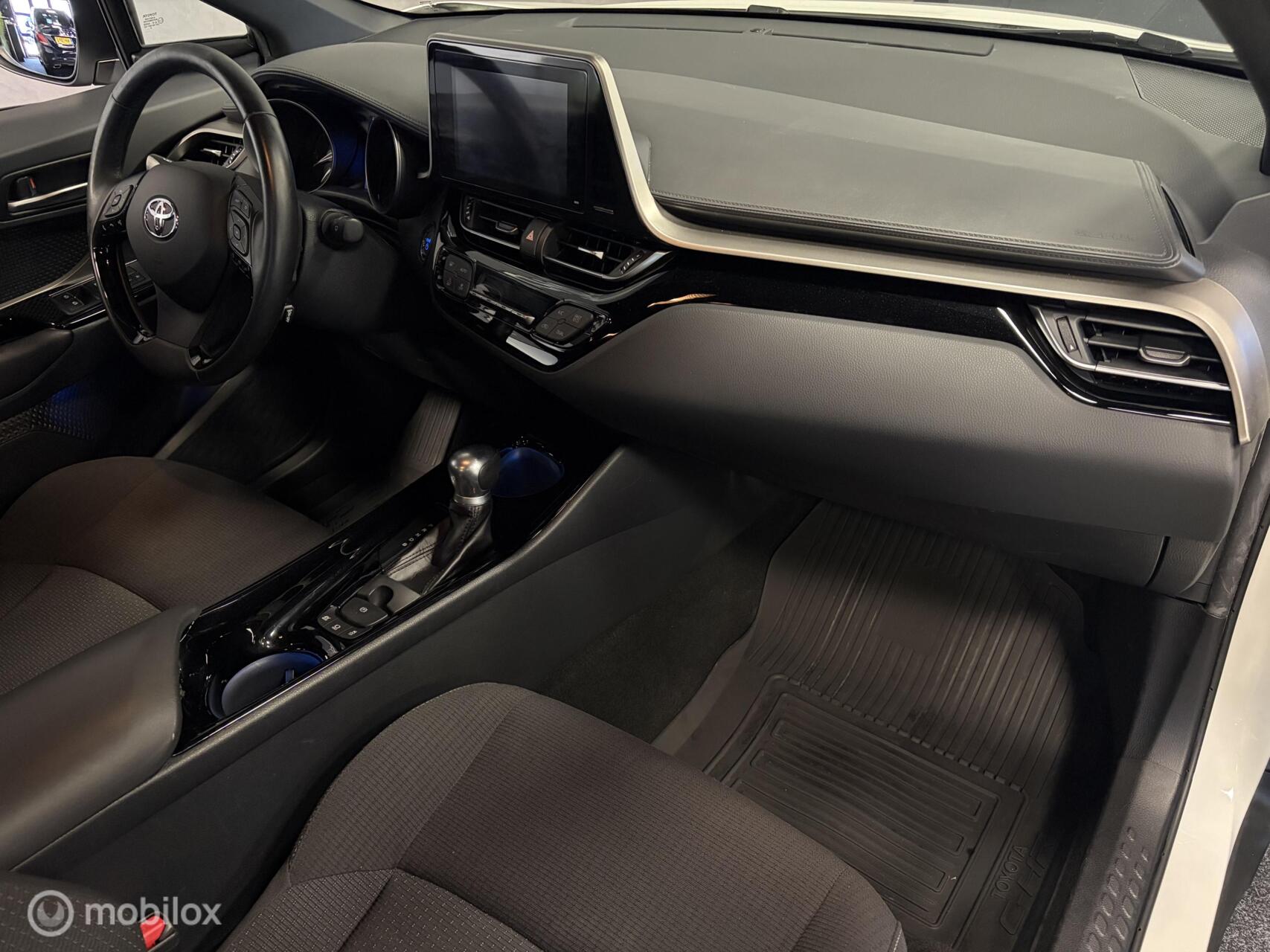 Foto van Toyota Toyota C-hr