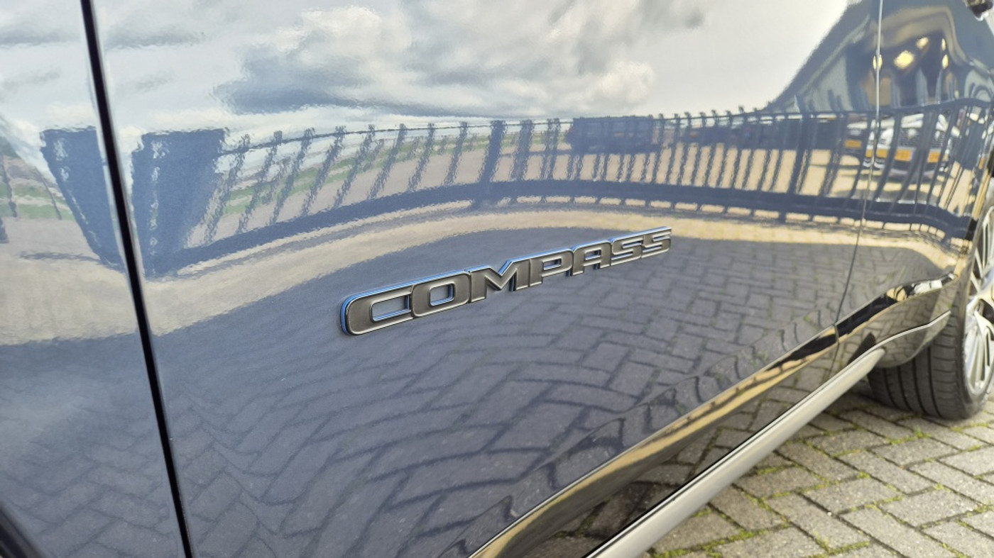 Foto van Jeep Compass