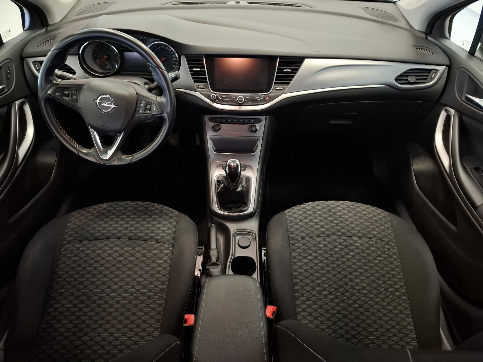 Foto van Opel Astra Sports Tourer