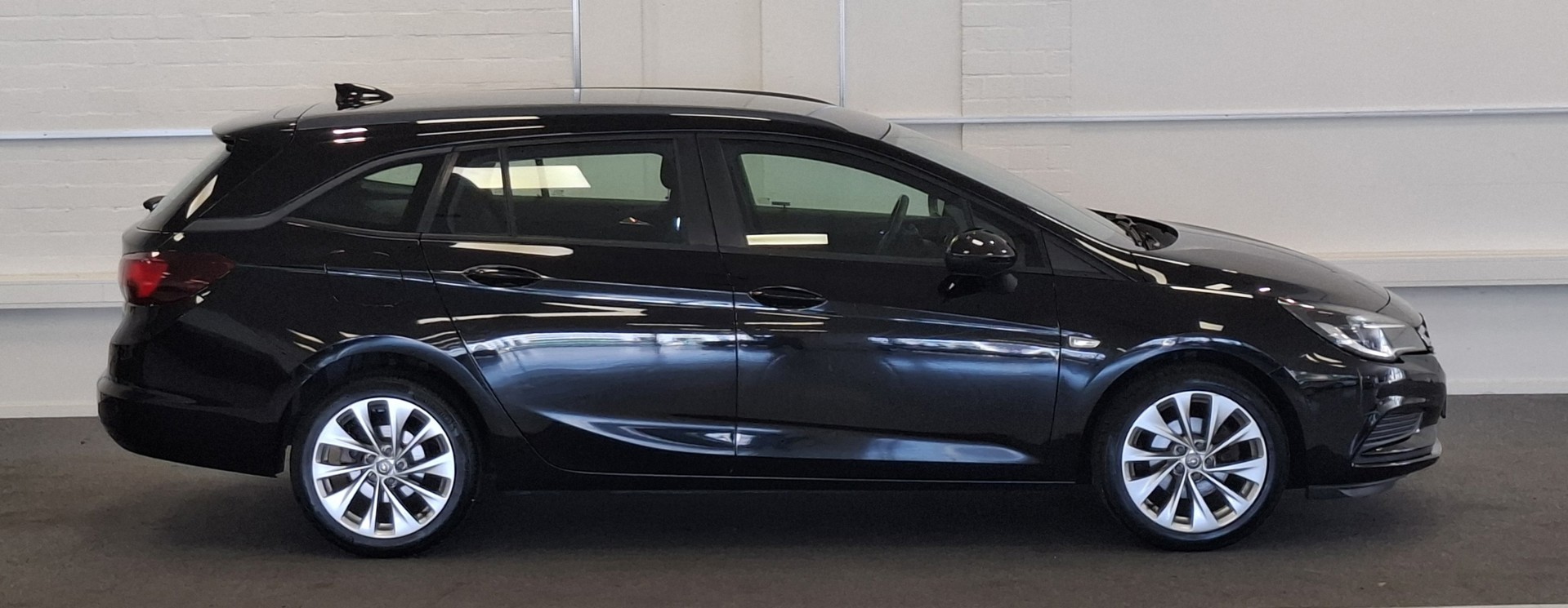 Foto van Opel Astra Sports Tourer