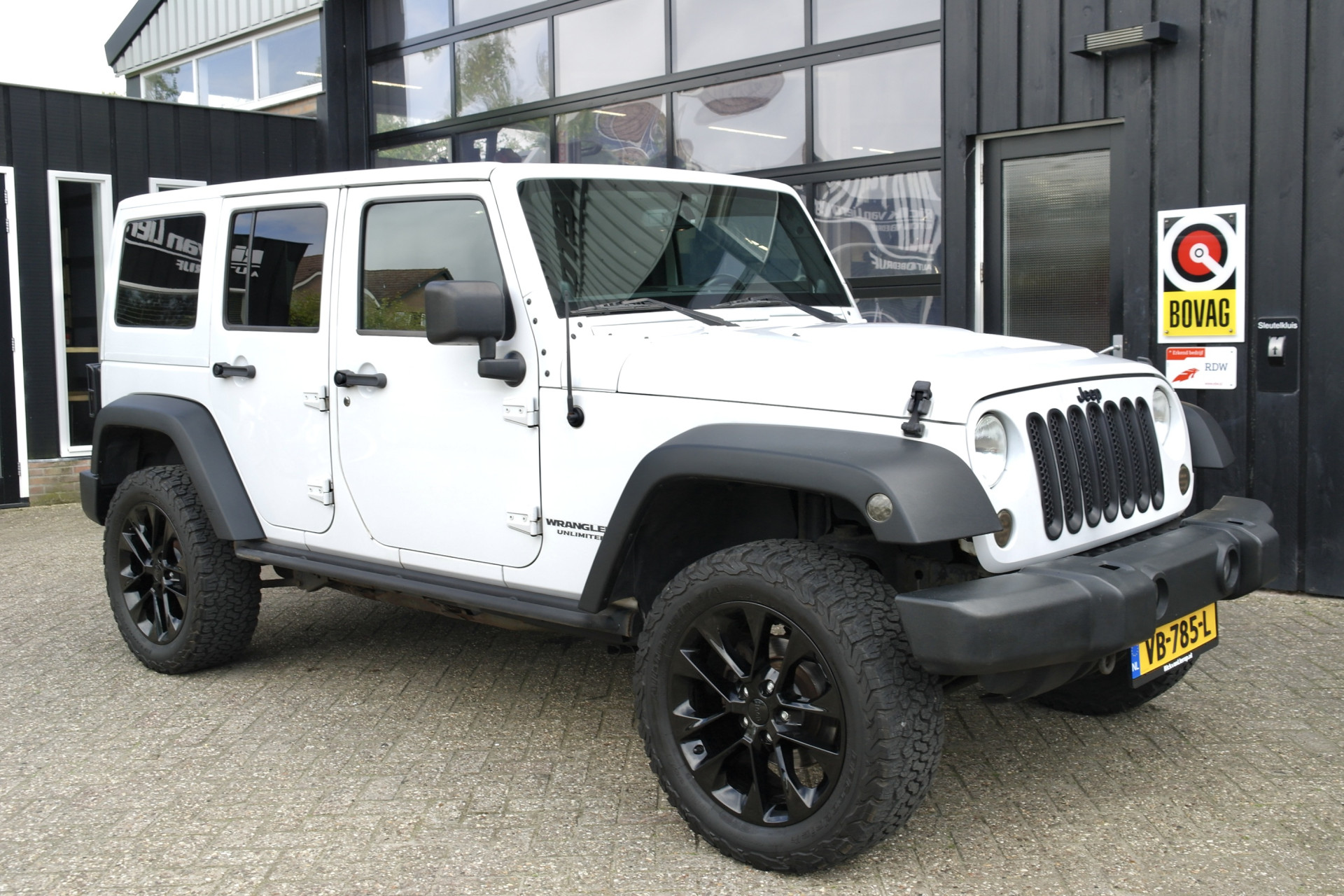 Jeep Wrangler 2.8 CRD Sport 2013 - voorkant