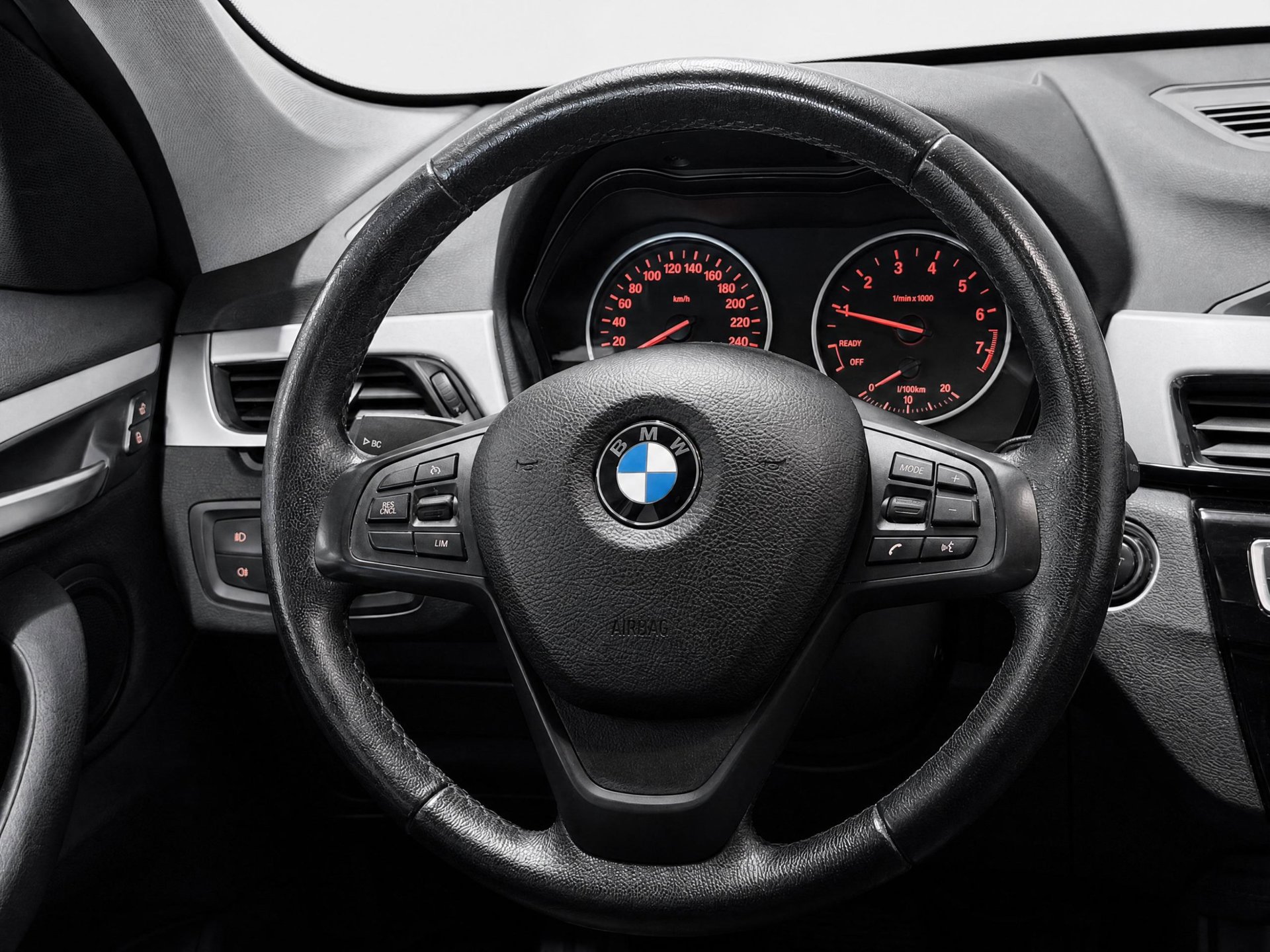 Foto van BMW X1 Sdrive18i