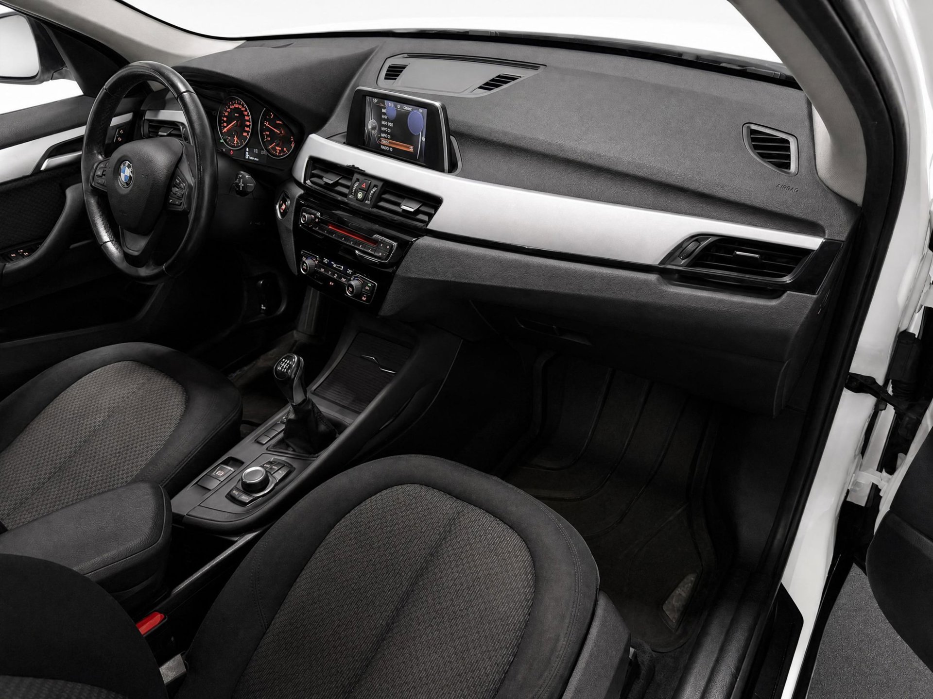 Foto van BMW X1 Sdrive18i
