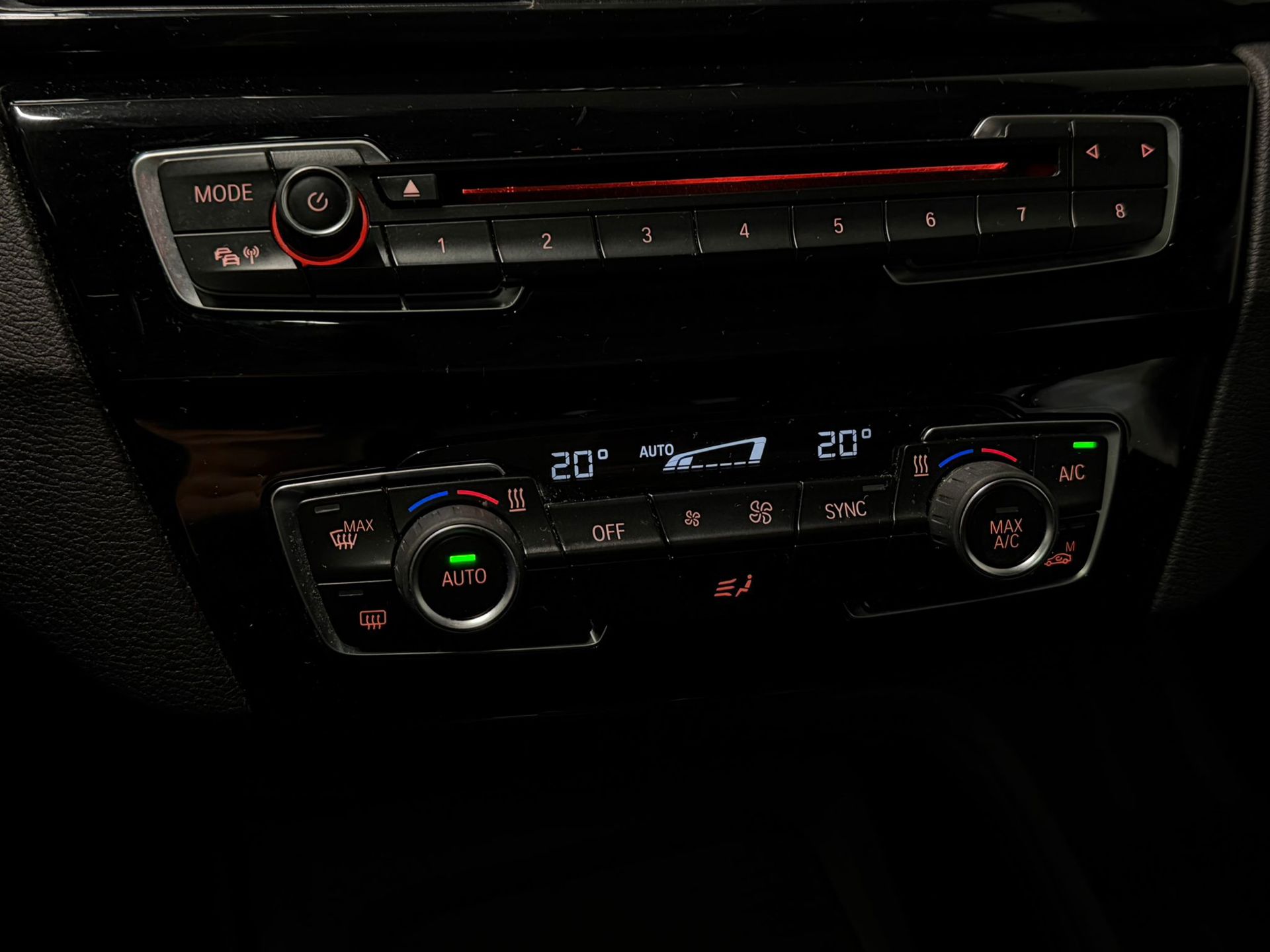Foto van BMW X1 Sdrive18i