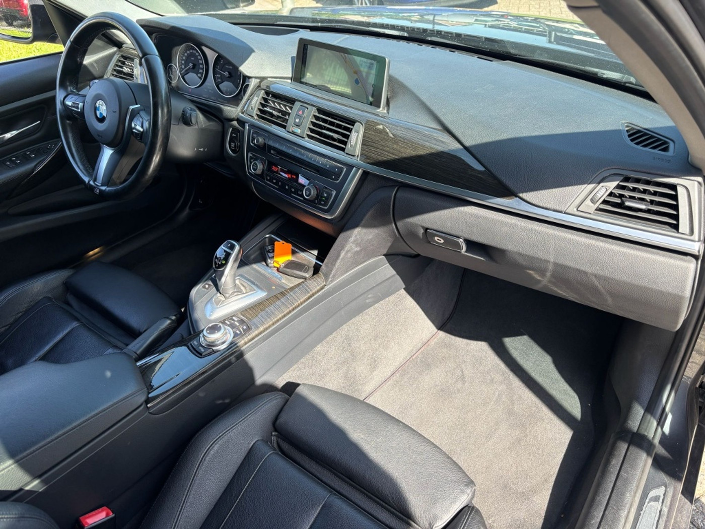 Foto van BMW 320i