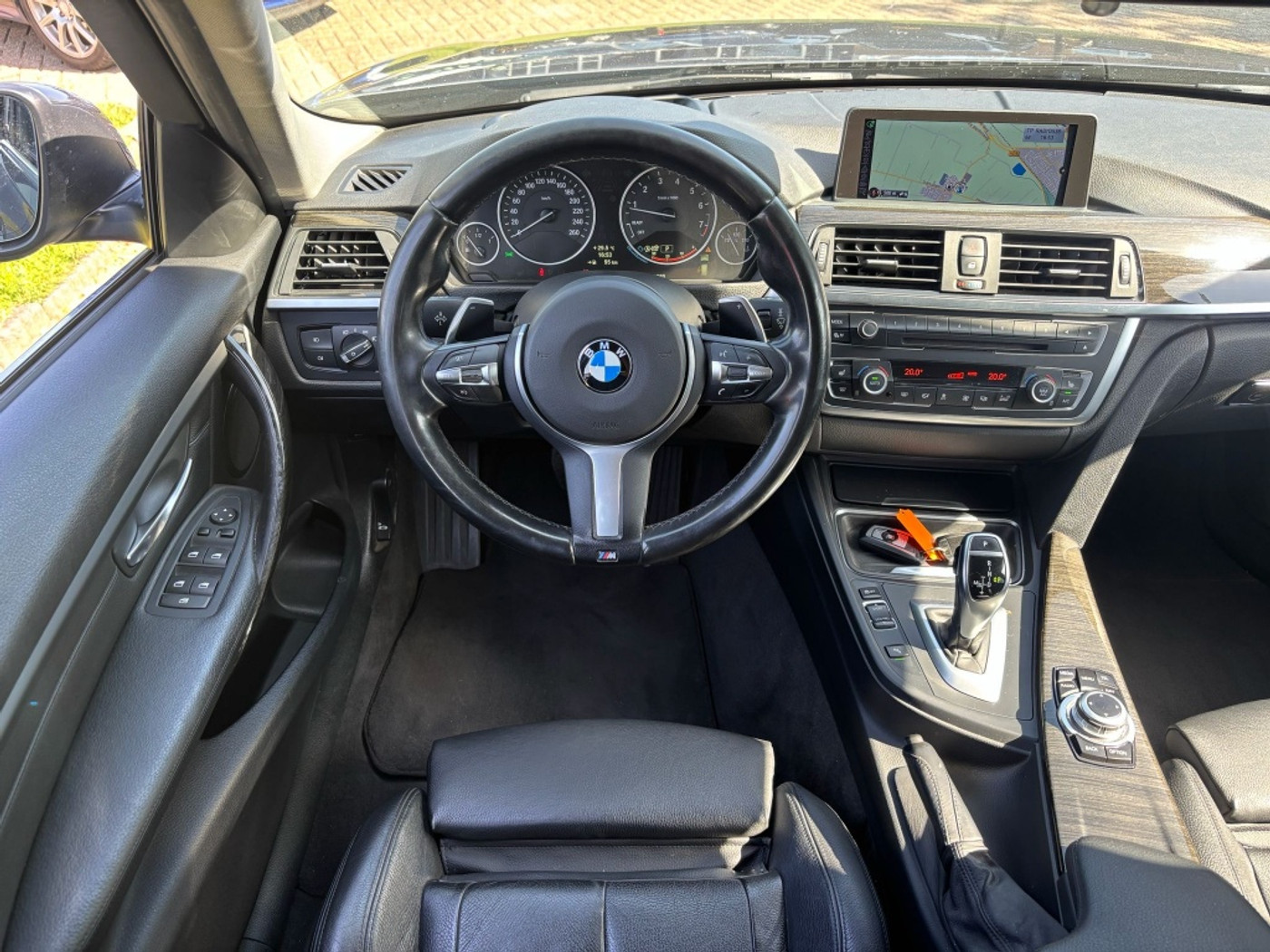 Foto van BMW 320i