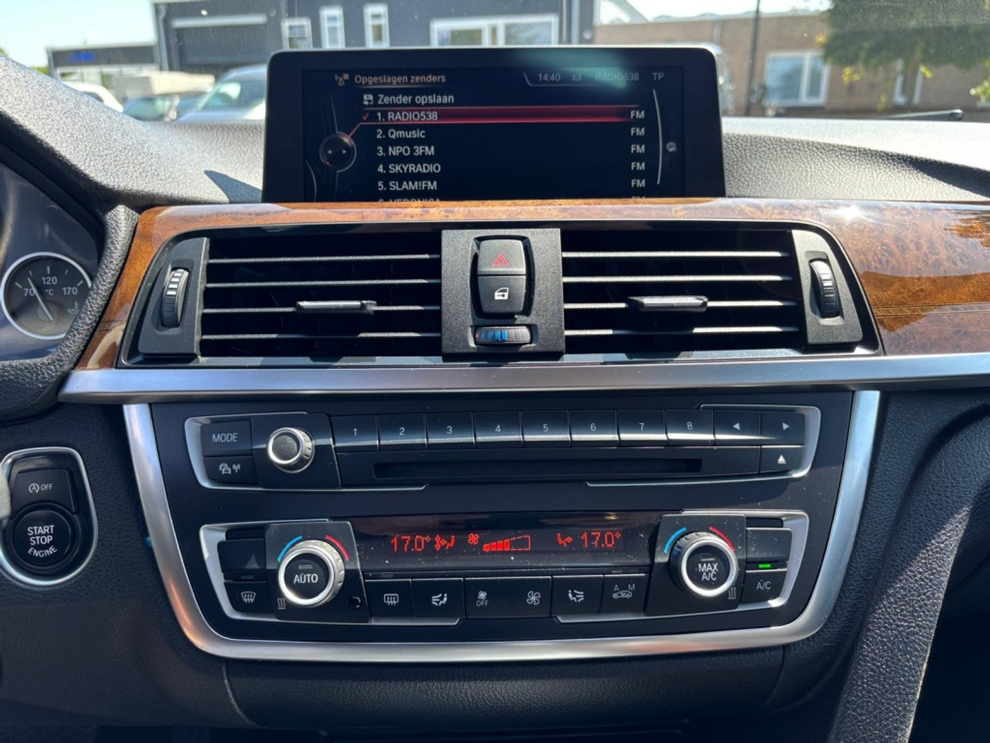 Foto van BMW 320i