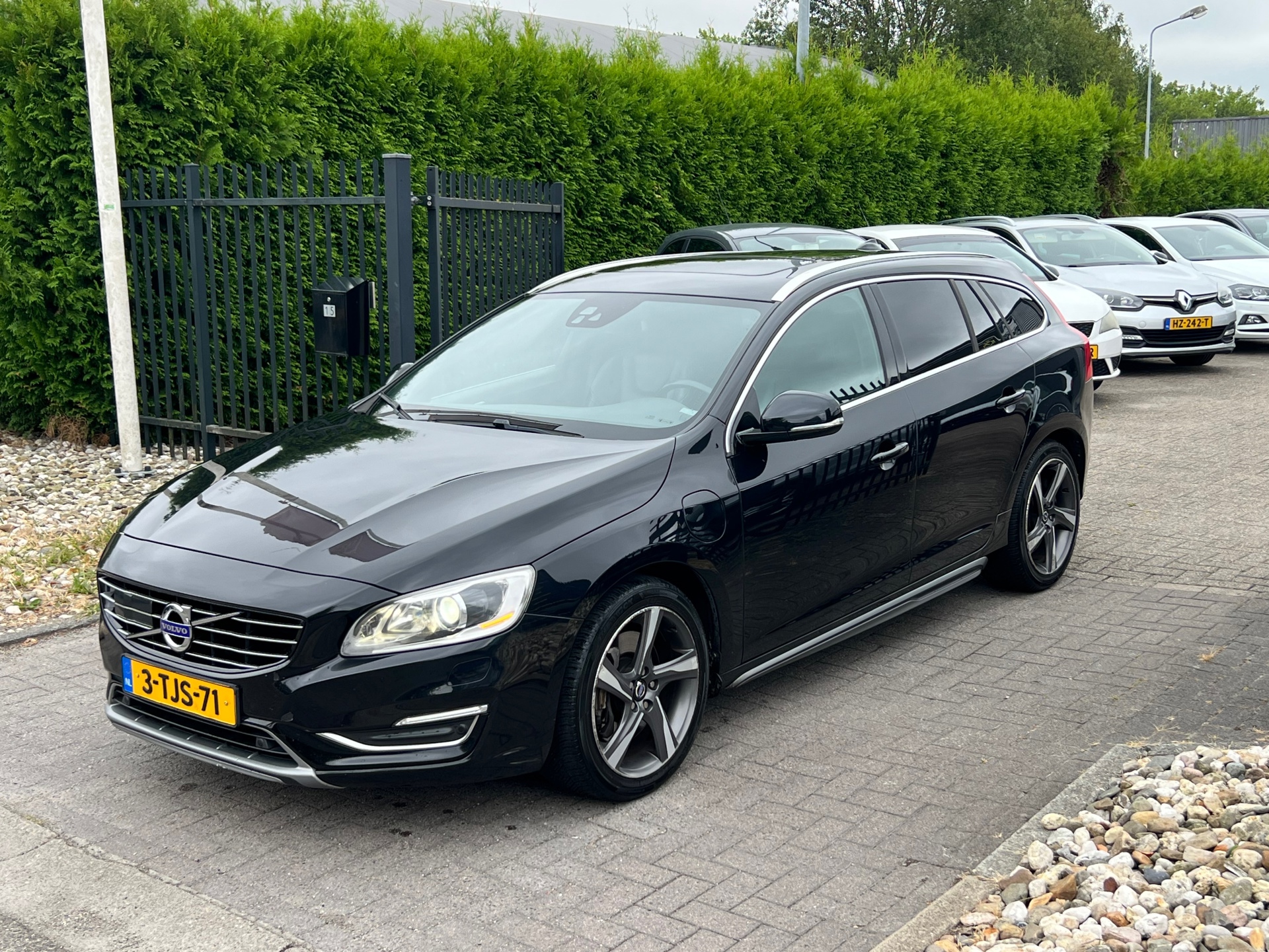 Foto van Volvo V60 Plug In Hybrid
