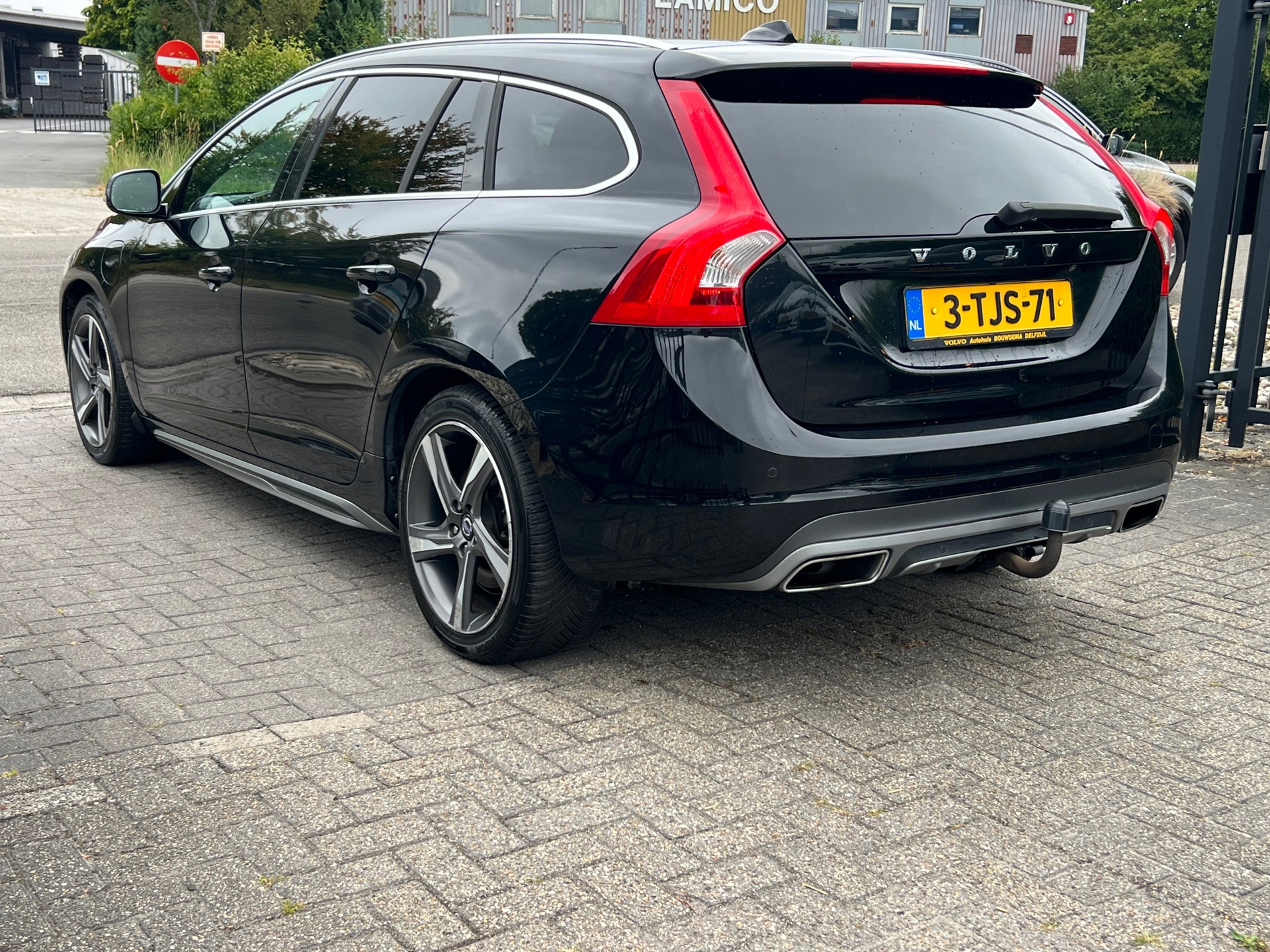 Foto van Volvo V60 Plug In Hybrid