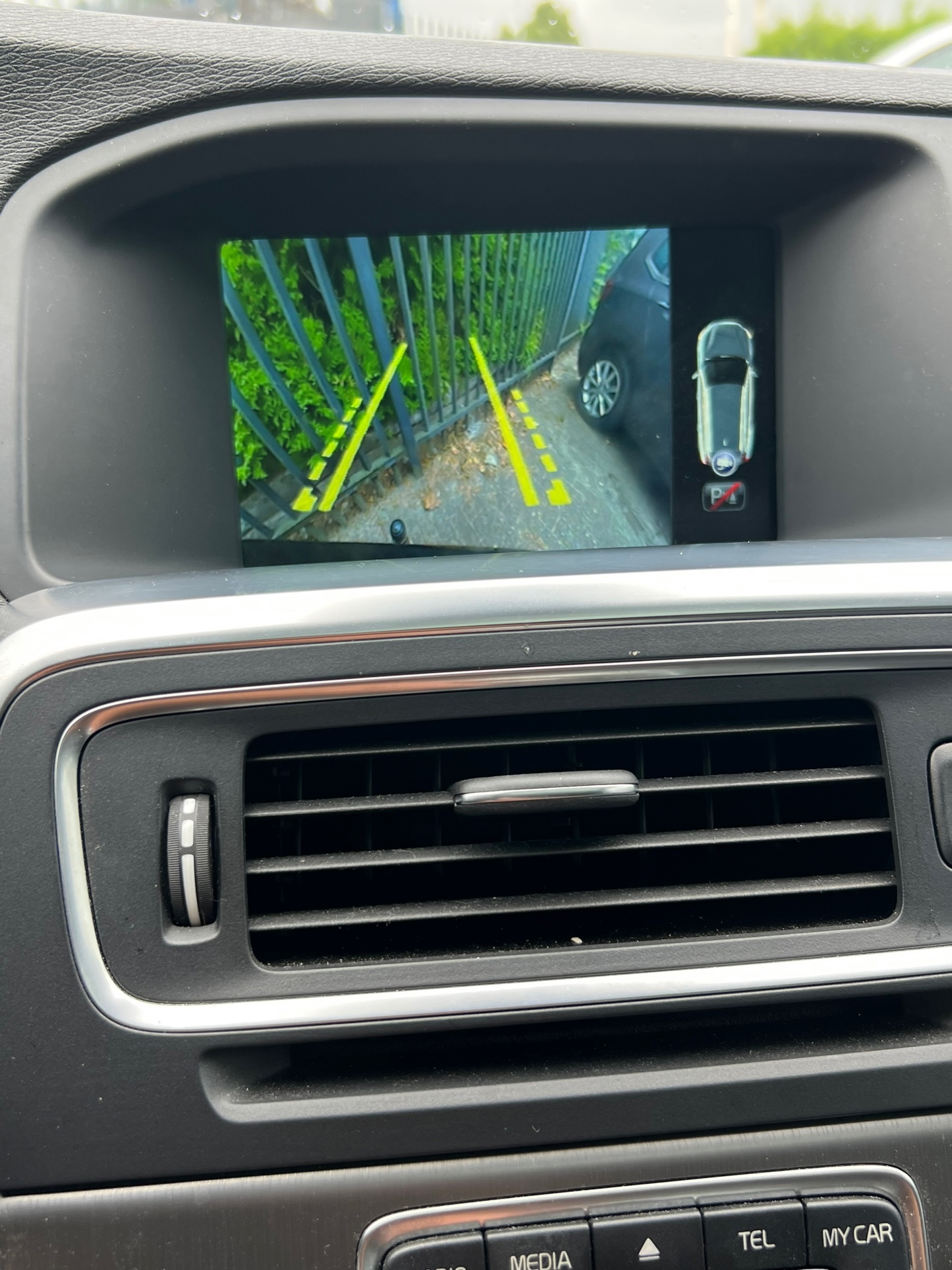 Foto van Volvo V60 Plug In Hybrid
