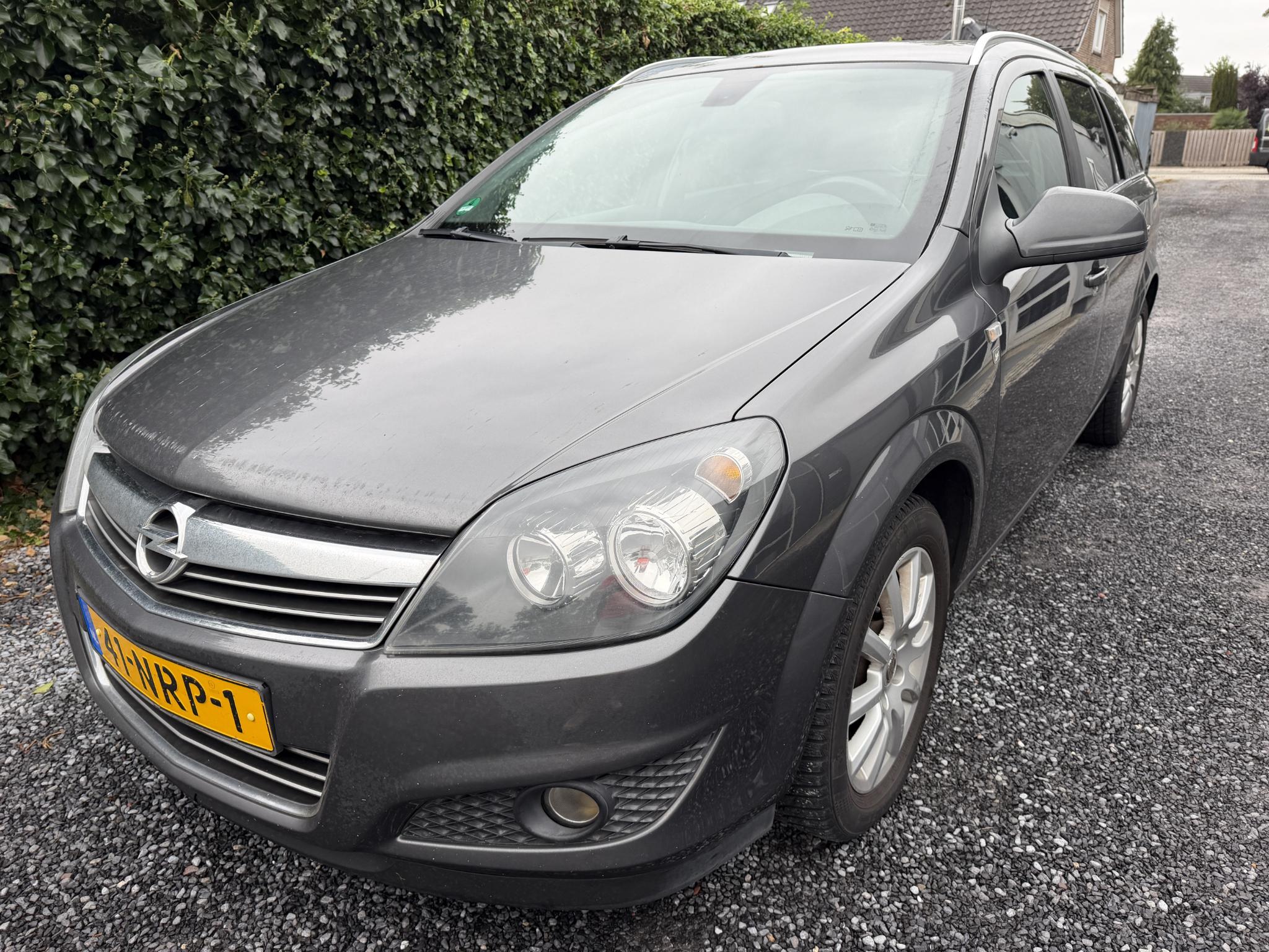 Foto van Opel Astra Station Wagon