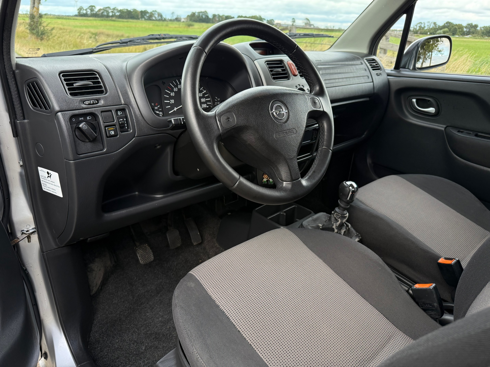 Foto van Opel Agila