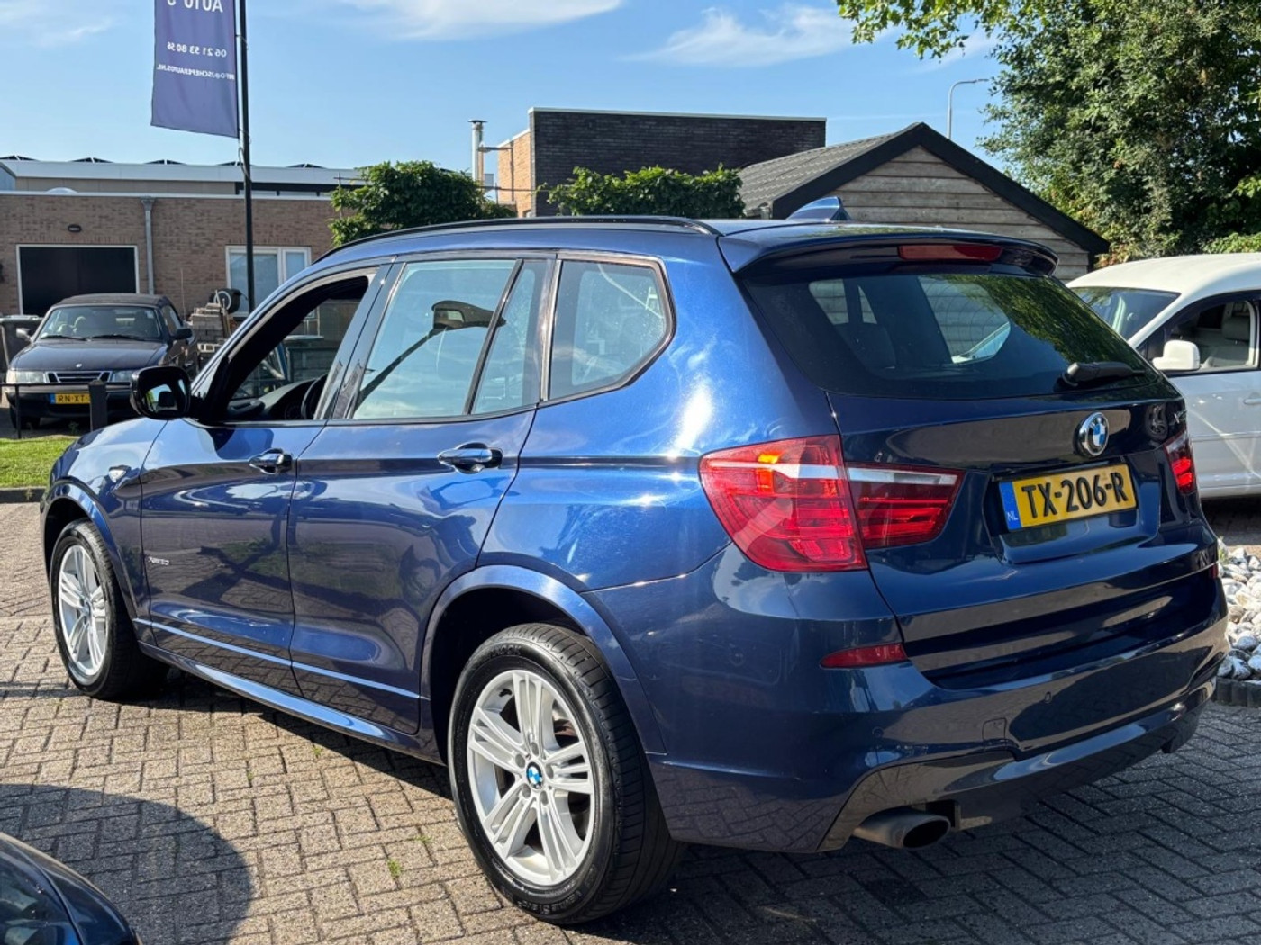 Foto van BMW X3 Xdrive20i