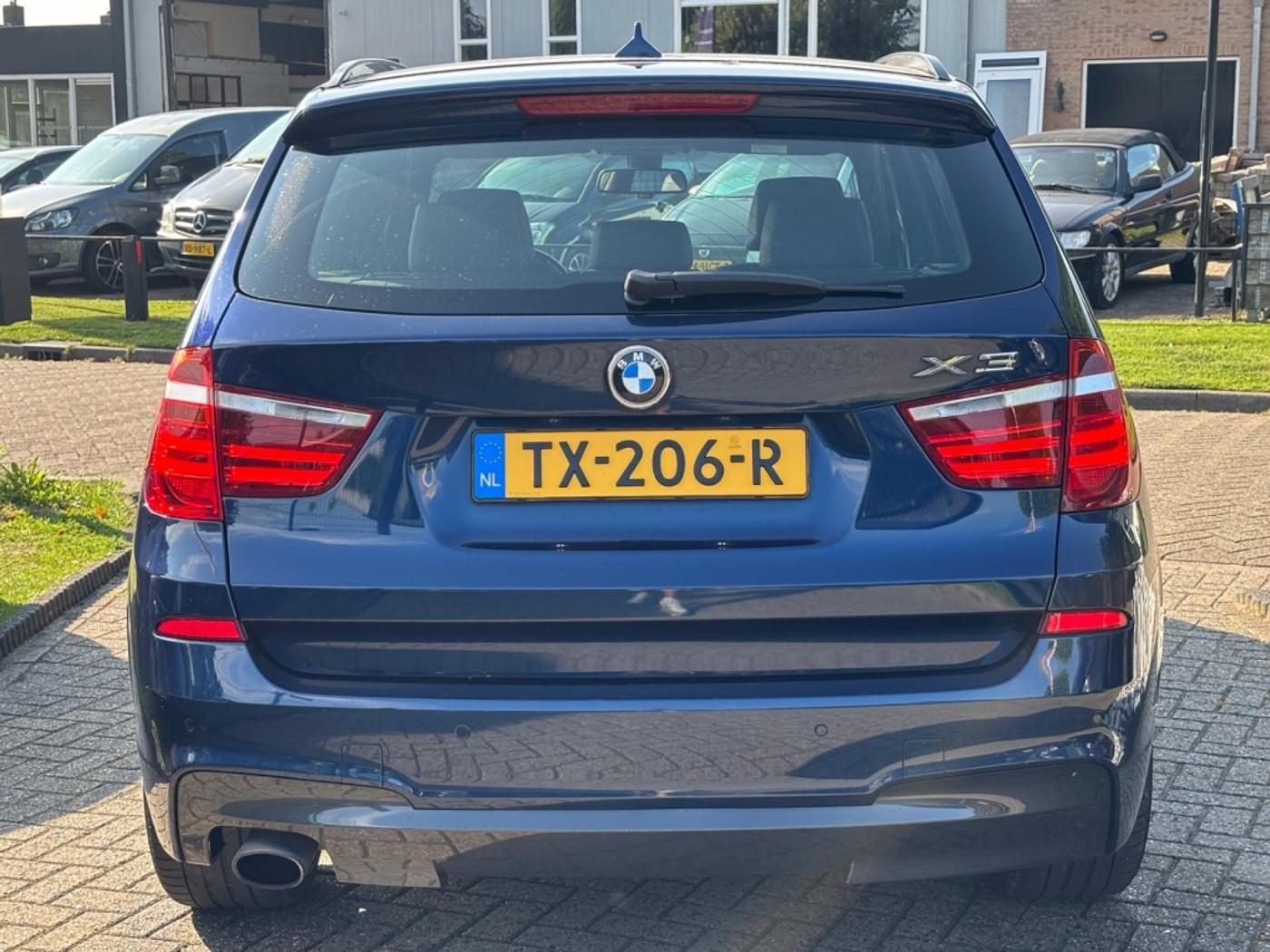 Foto van BMW X3 Xdrive20i