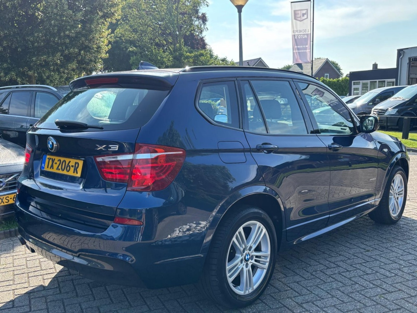 Foto van BMW X3 Xdrive20i