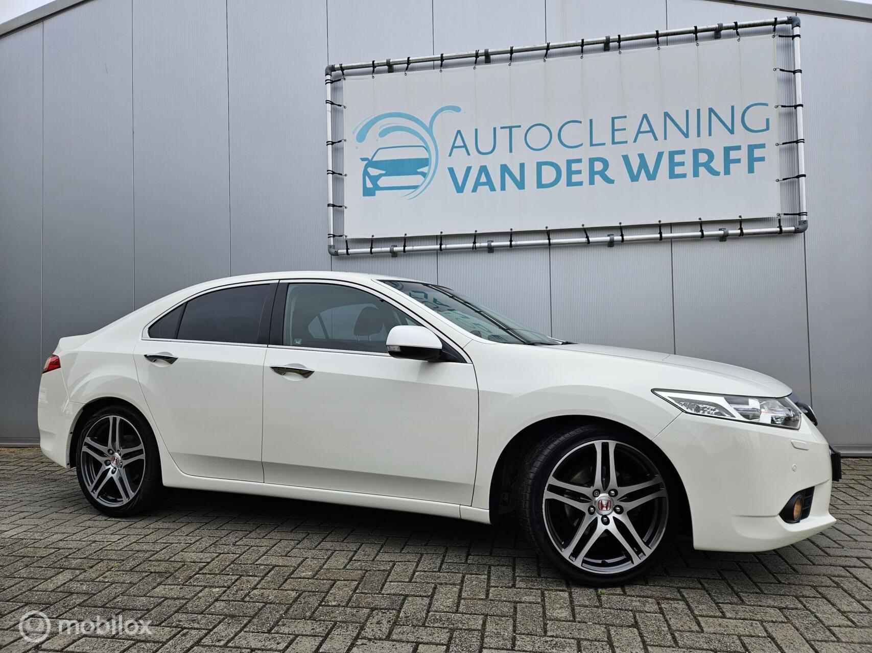 Honda Accord Sedan 2.0 Lifestyle zeer nette Auto!! 2011 - voorkant
