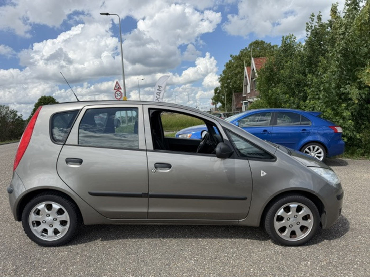 Foto van Mitsubishi Mitsubishi Colt