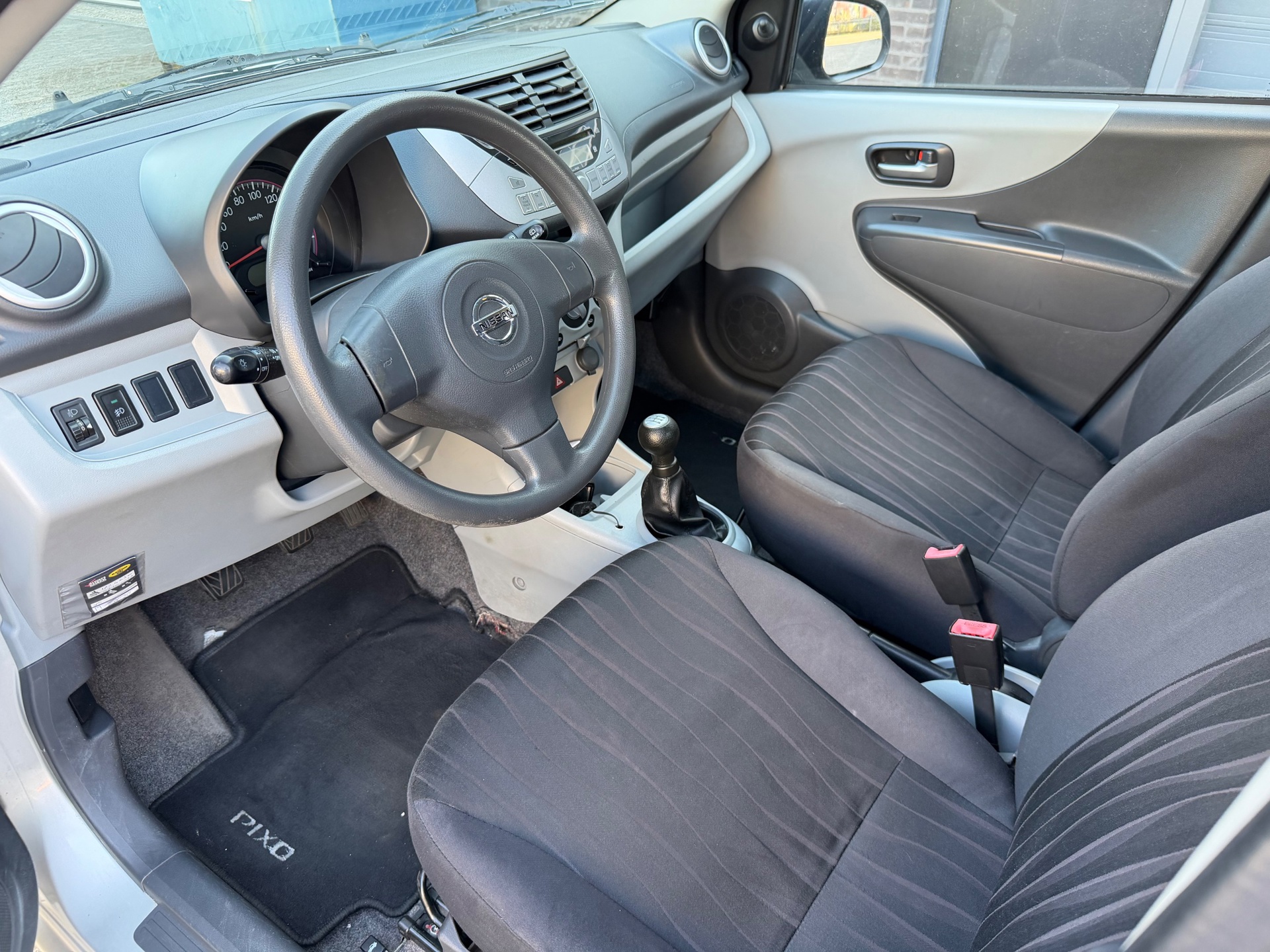 Foto van Nissan Pixo